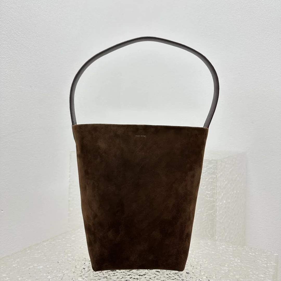 더로우 미디엄 매트 다크브라운 토트백 상세 이미지 2