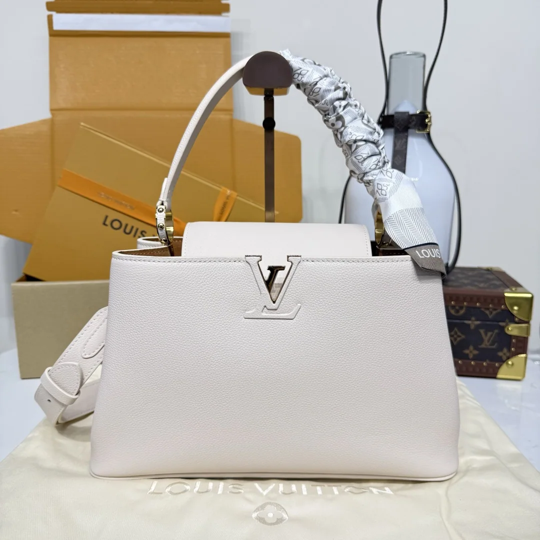 루이비통 카프시뉴 수플르 미디엄 핸드백 M14370 상세 이미지 1