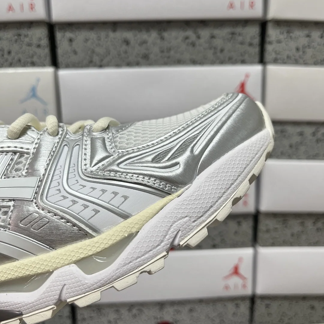 아식스 [TOP] 젤 카야노 14 1201A457-100 200308 Asics Gel-Kayano 14 JJJJound Silver White 상세 이미지 8
