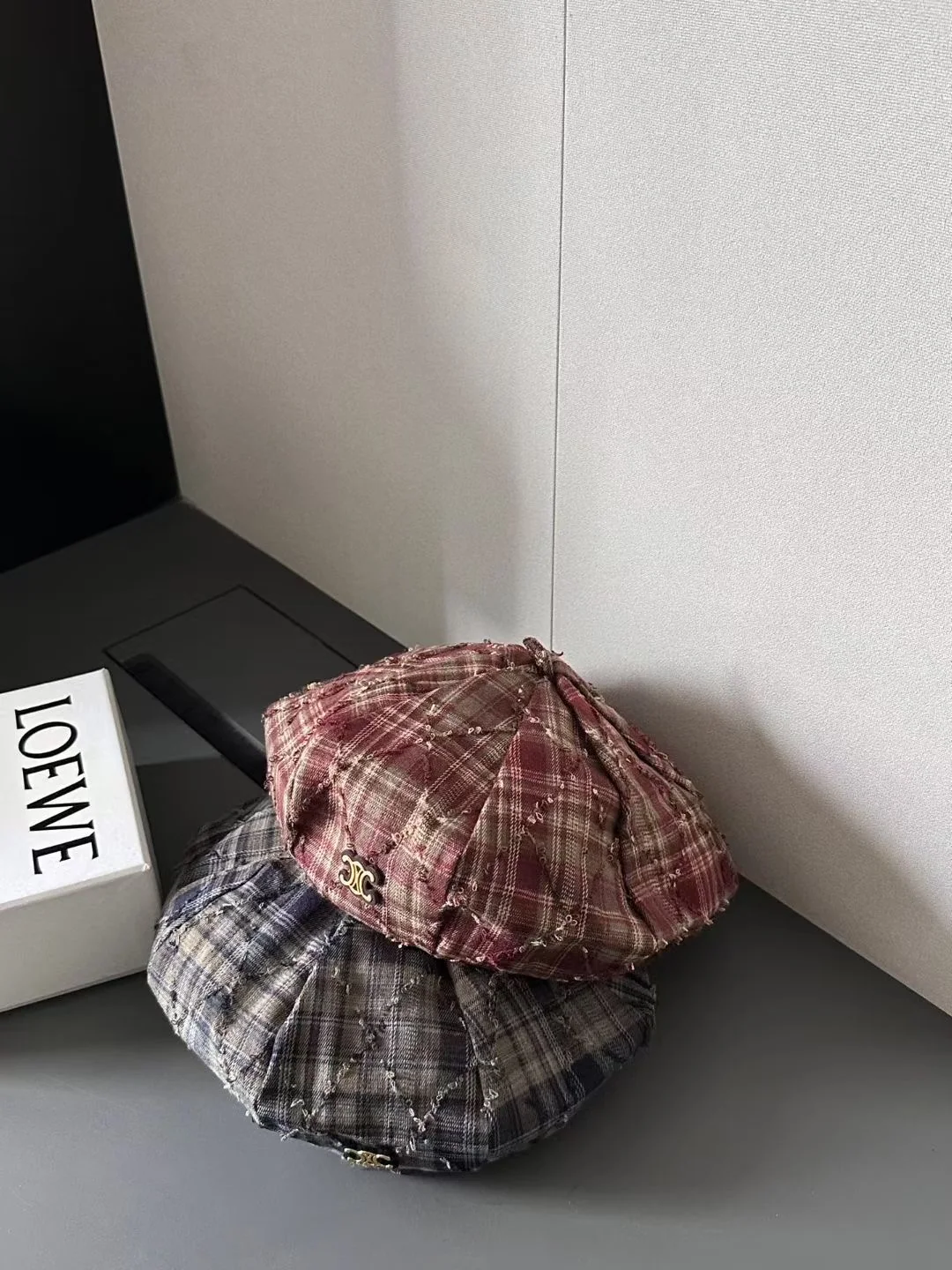 셀린느 체크 패턴 베레모 상세 이미지 8