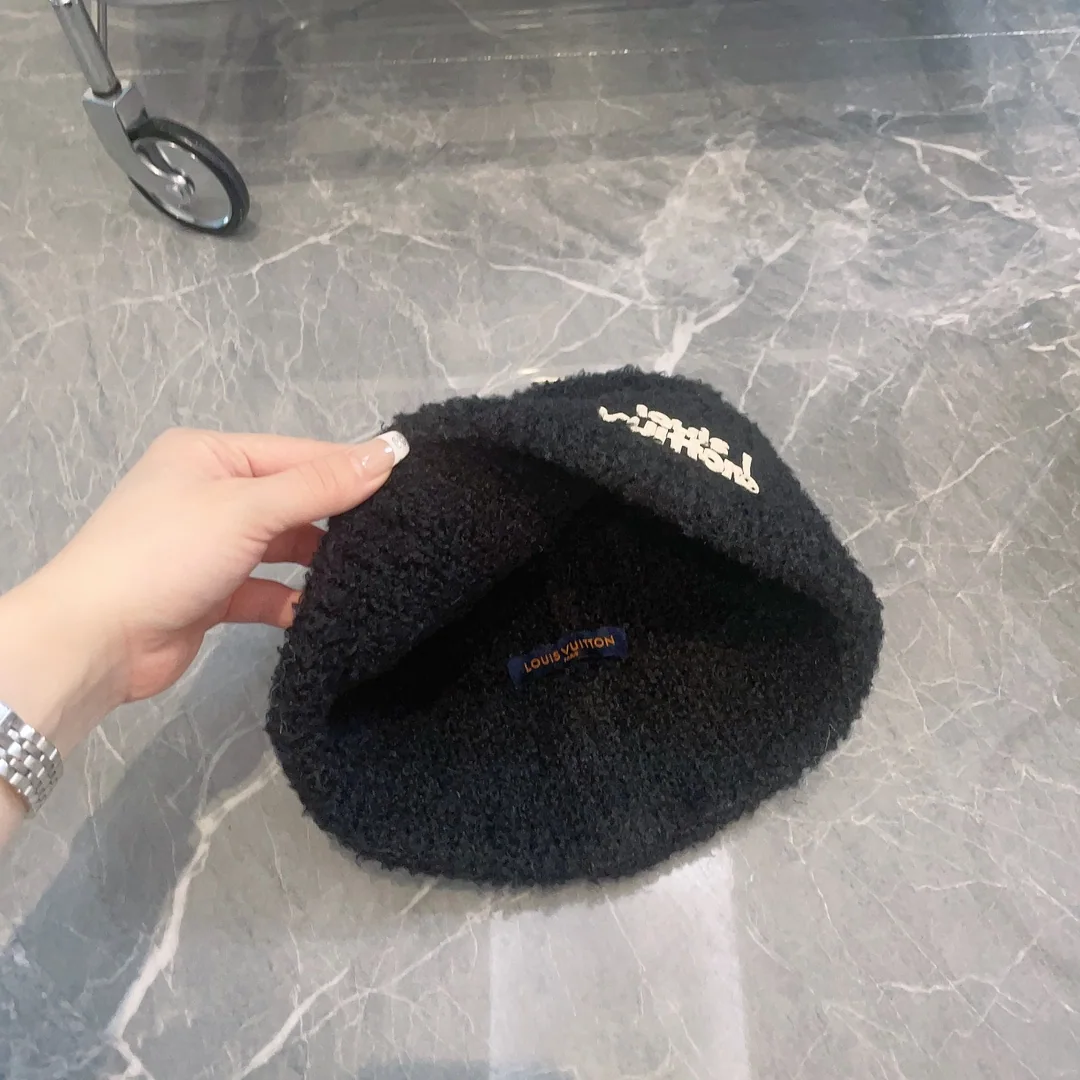 루이비통 램 울 니트 비니 모자 상세 이미지 2