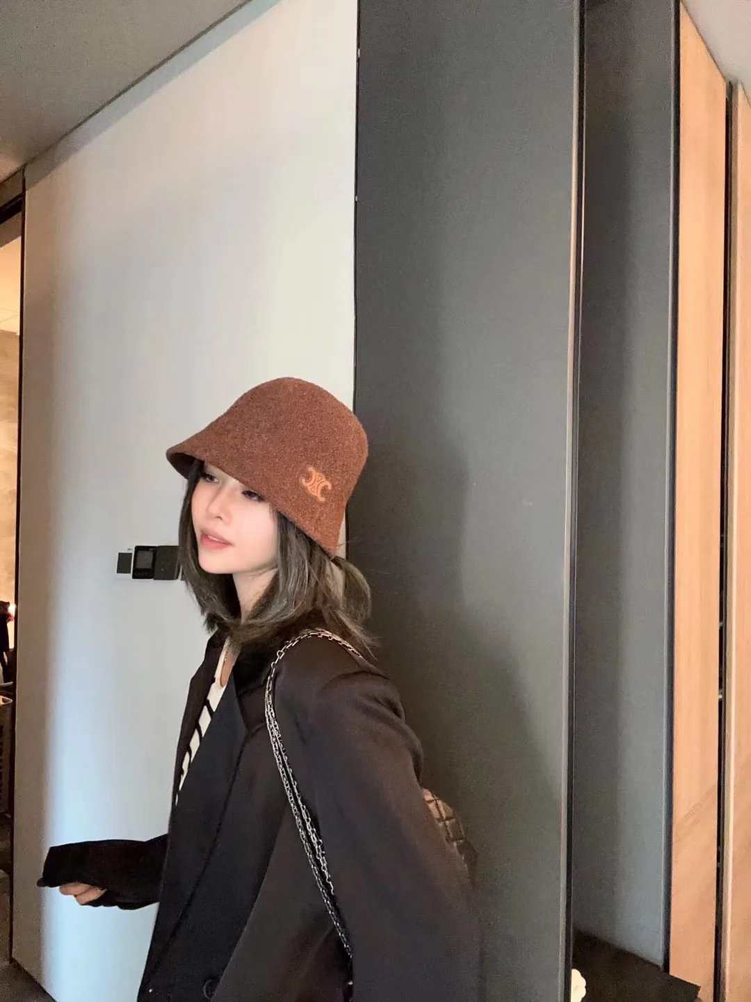 셀린느 알파카 울 버킷 햇 상세 이미지 1