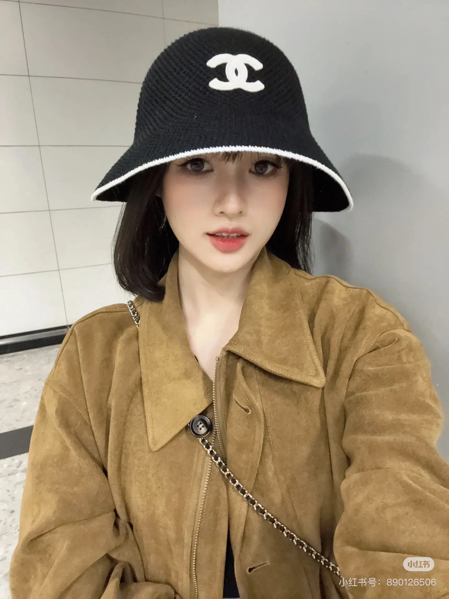 샤넬 미니멀 흑백 블록 피셔맨 햇 모자 상세 이미지 2