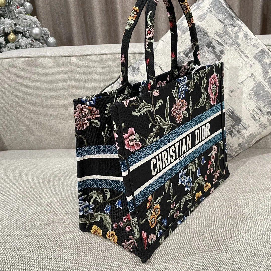 디올 CD-Book Tote 플라워 자수 토트백 36 상세 이미지 2