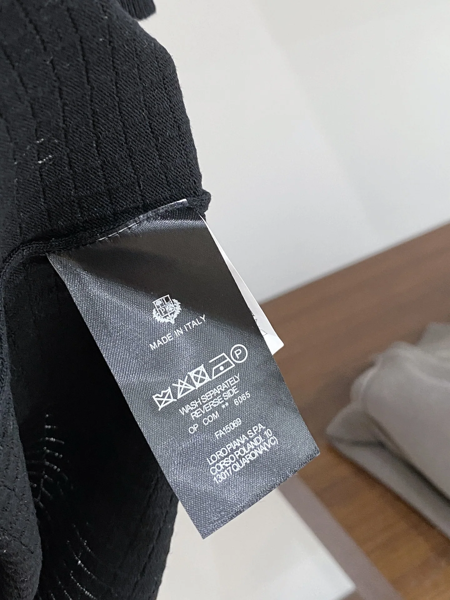 로로피아나 린넨 혼방 남성 반팔 티셔츠 상세 이미지 10