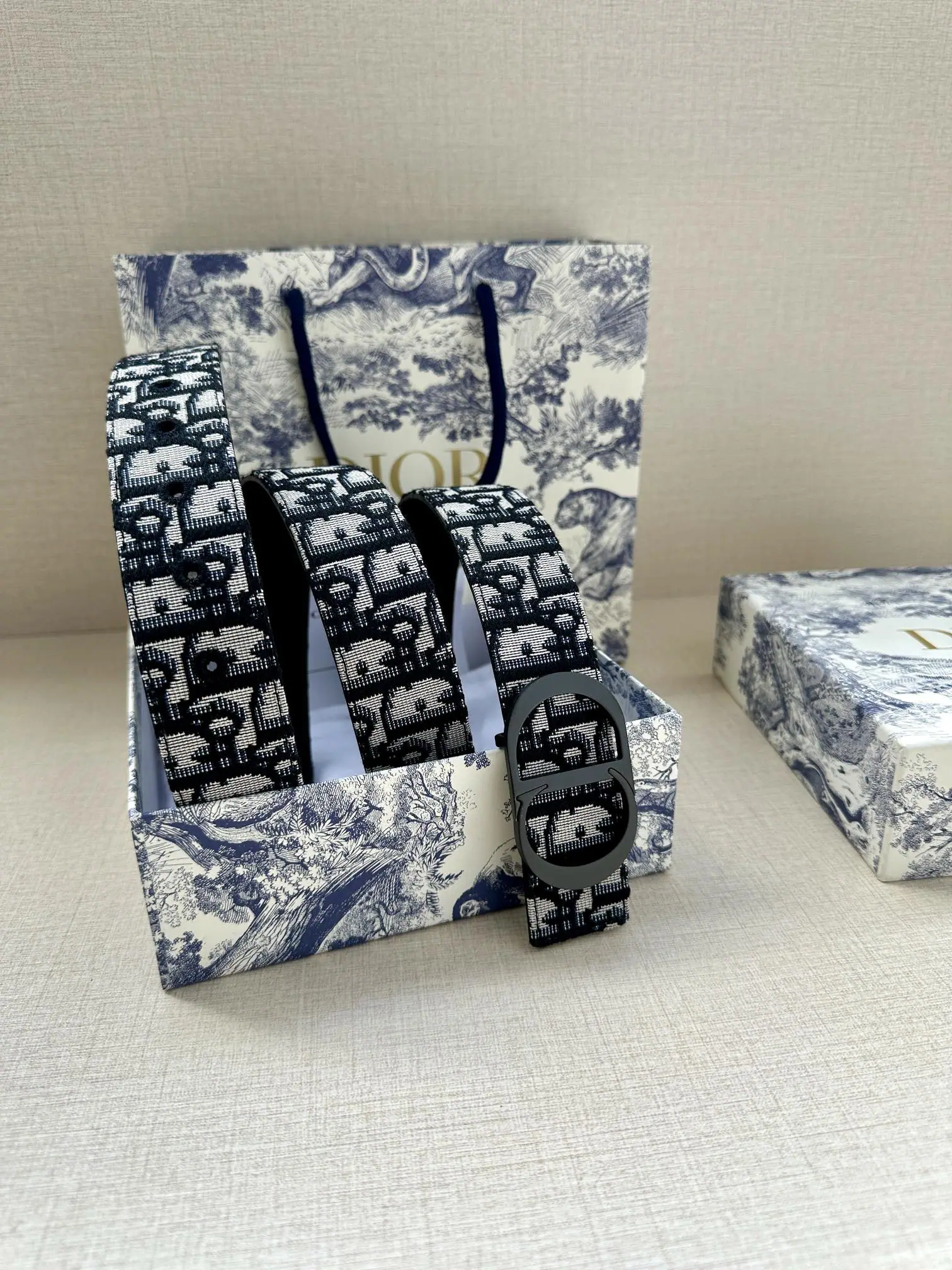 디올 리버시블 벨트 상세 이미지 6