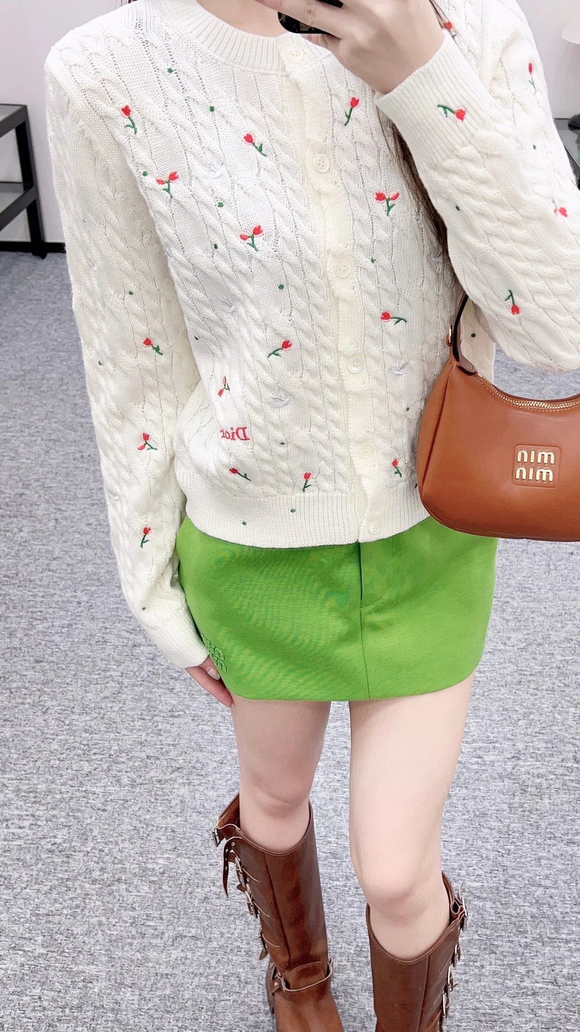 디올 여성 가디건 상세 이미지 1
