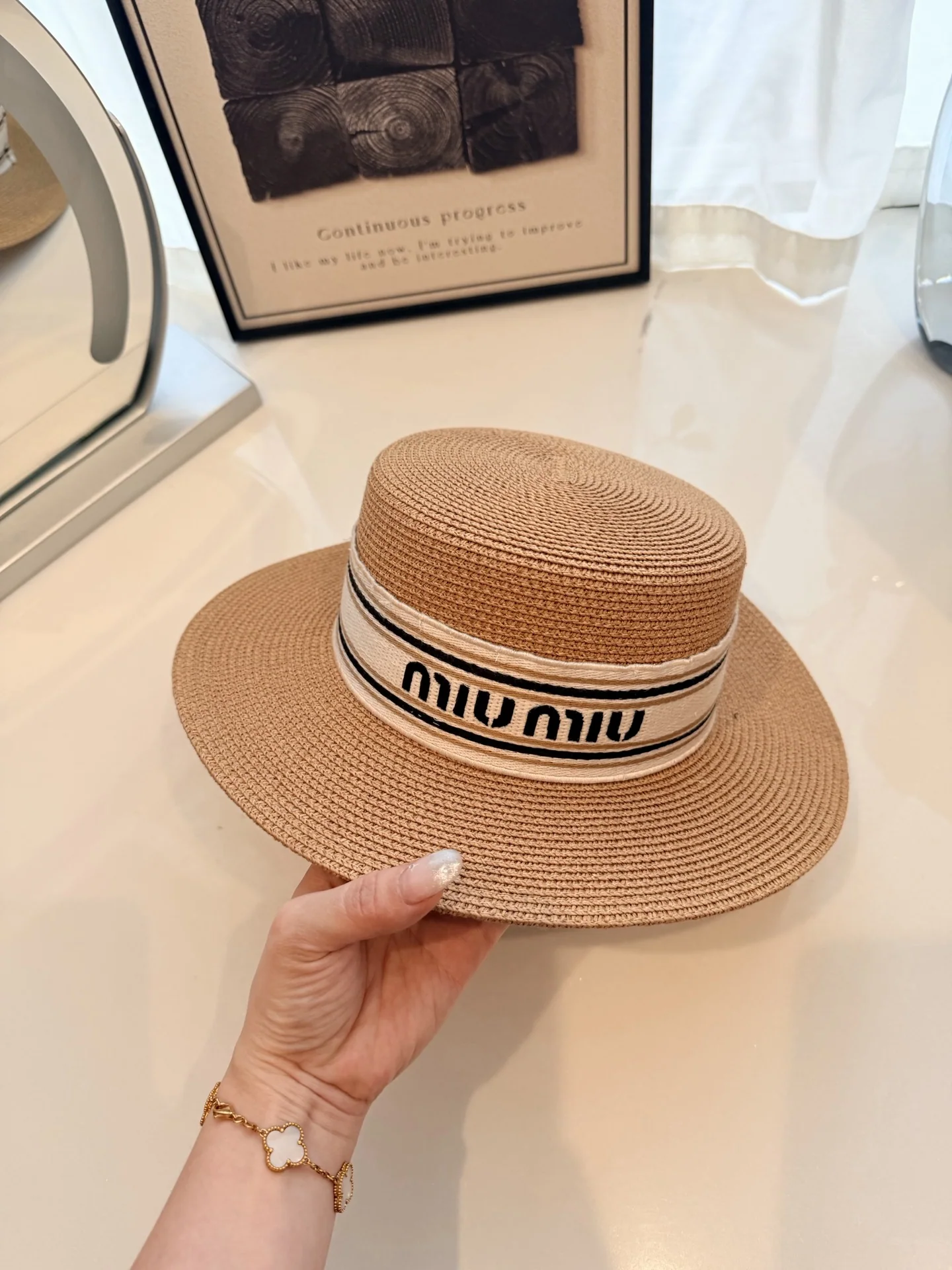 미우미우 모자 80760 Miu Miu Cap 상세 이미지 2