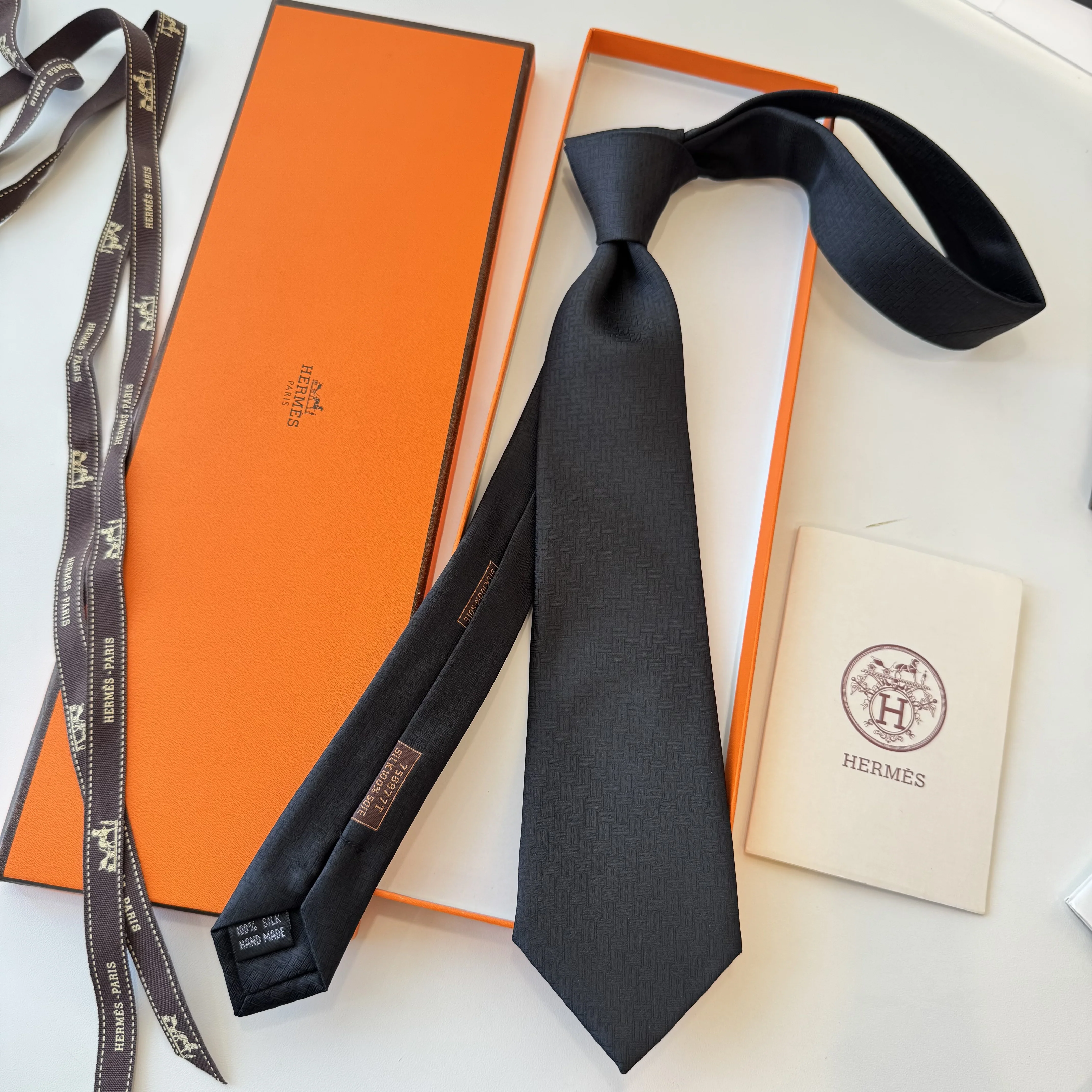 에르메스 넥타이 86809 Hermes Tie 상세 이미지 13