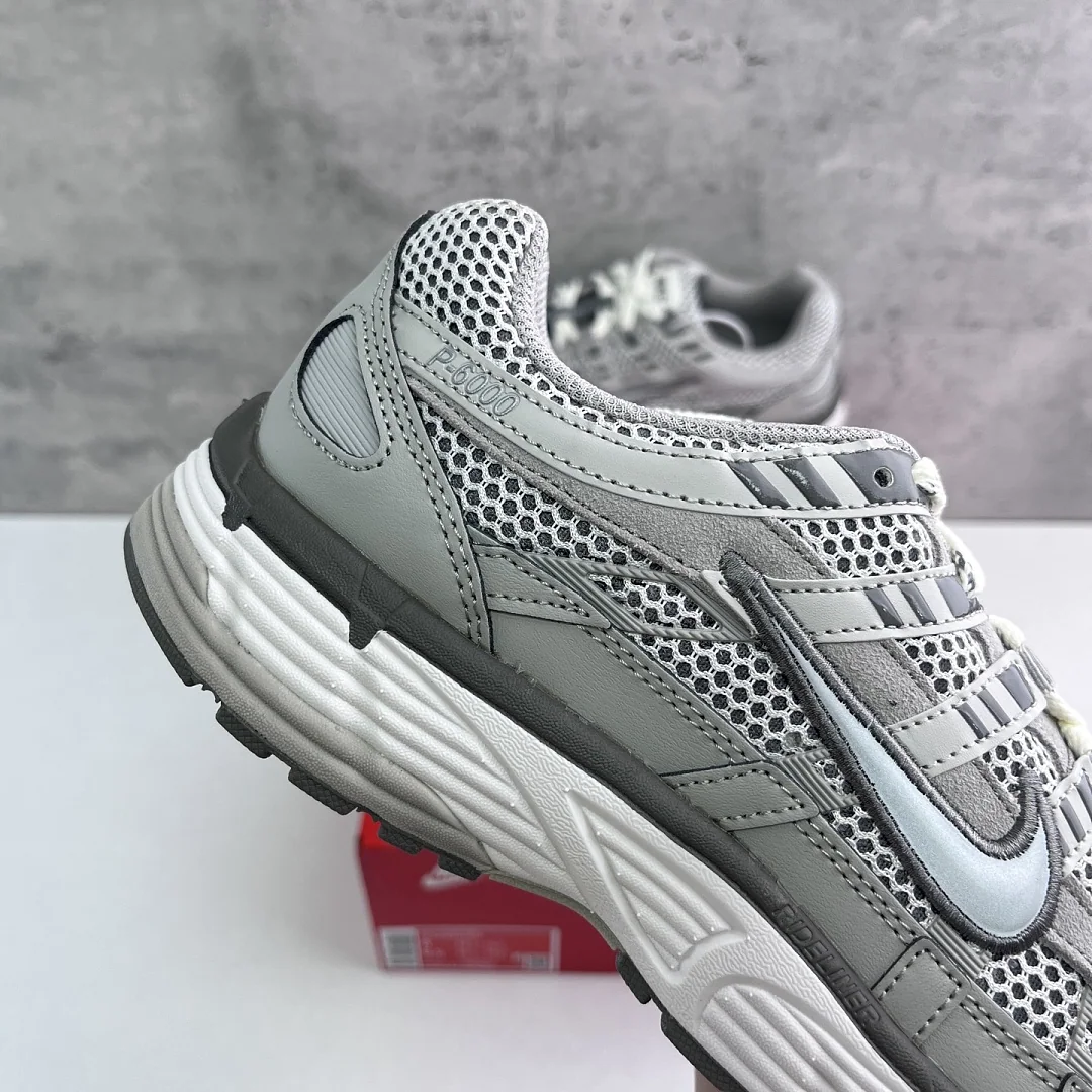 나이키 [CS] P 6000 그레이 화이트 FN6837-012 201526 Nike P-6000 Light Iron Ore 상세 이미지 6
