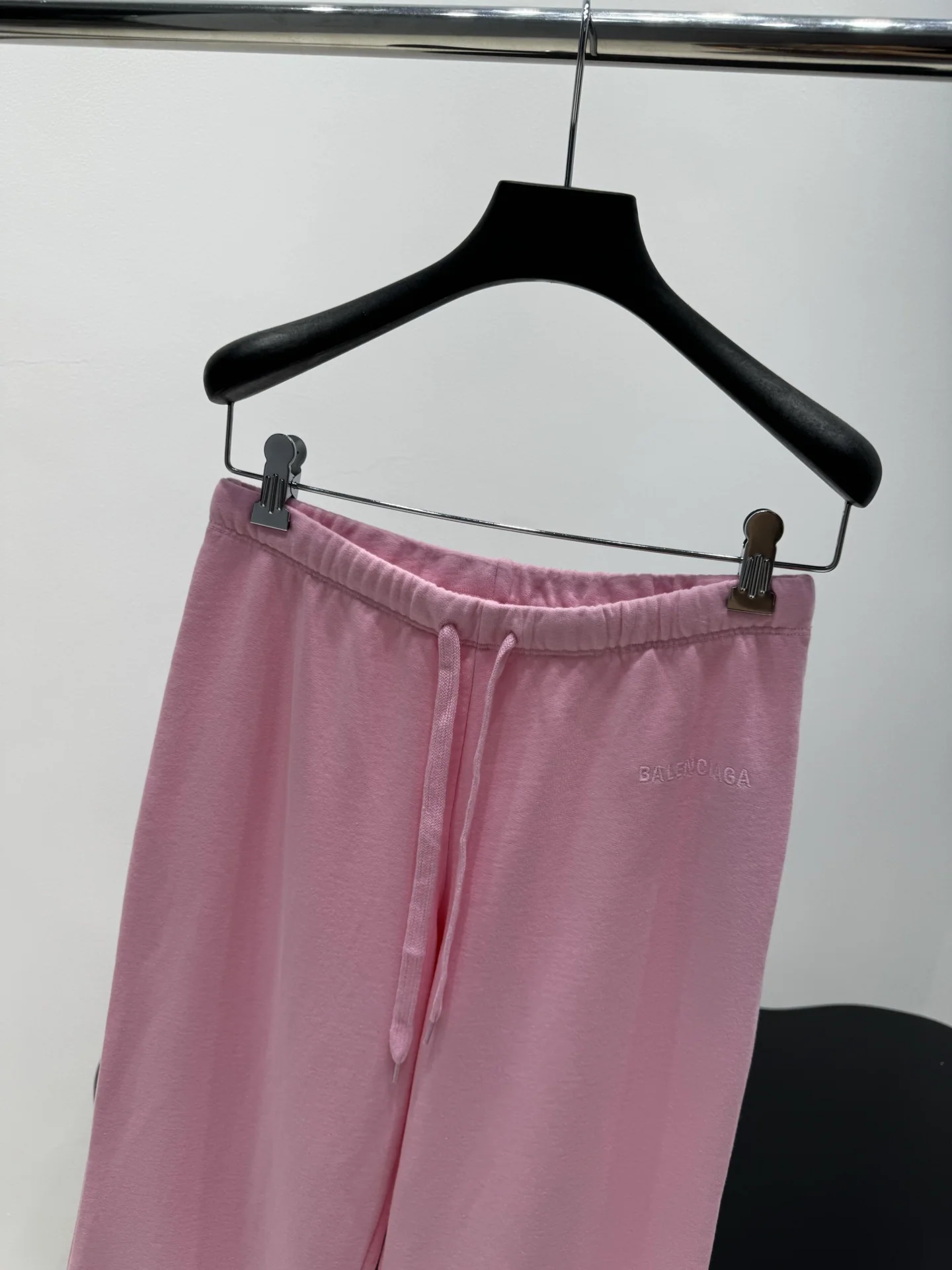 발렌시아가 로고 자수 스트레이트 레그 여성 바지 상세 이미지 2