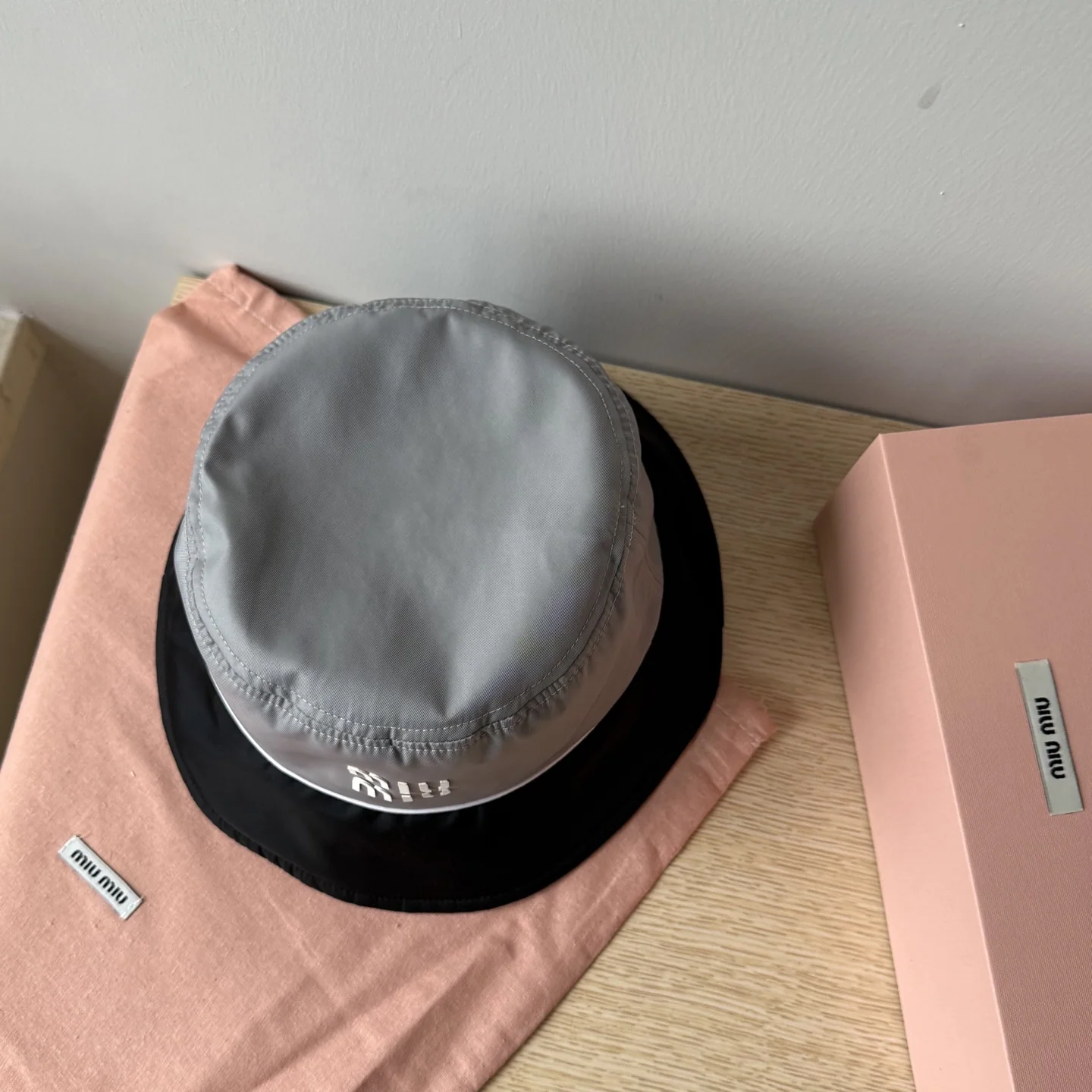 미우미우 모자 81296 Miu Miu Cap 상세 이미지 2