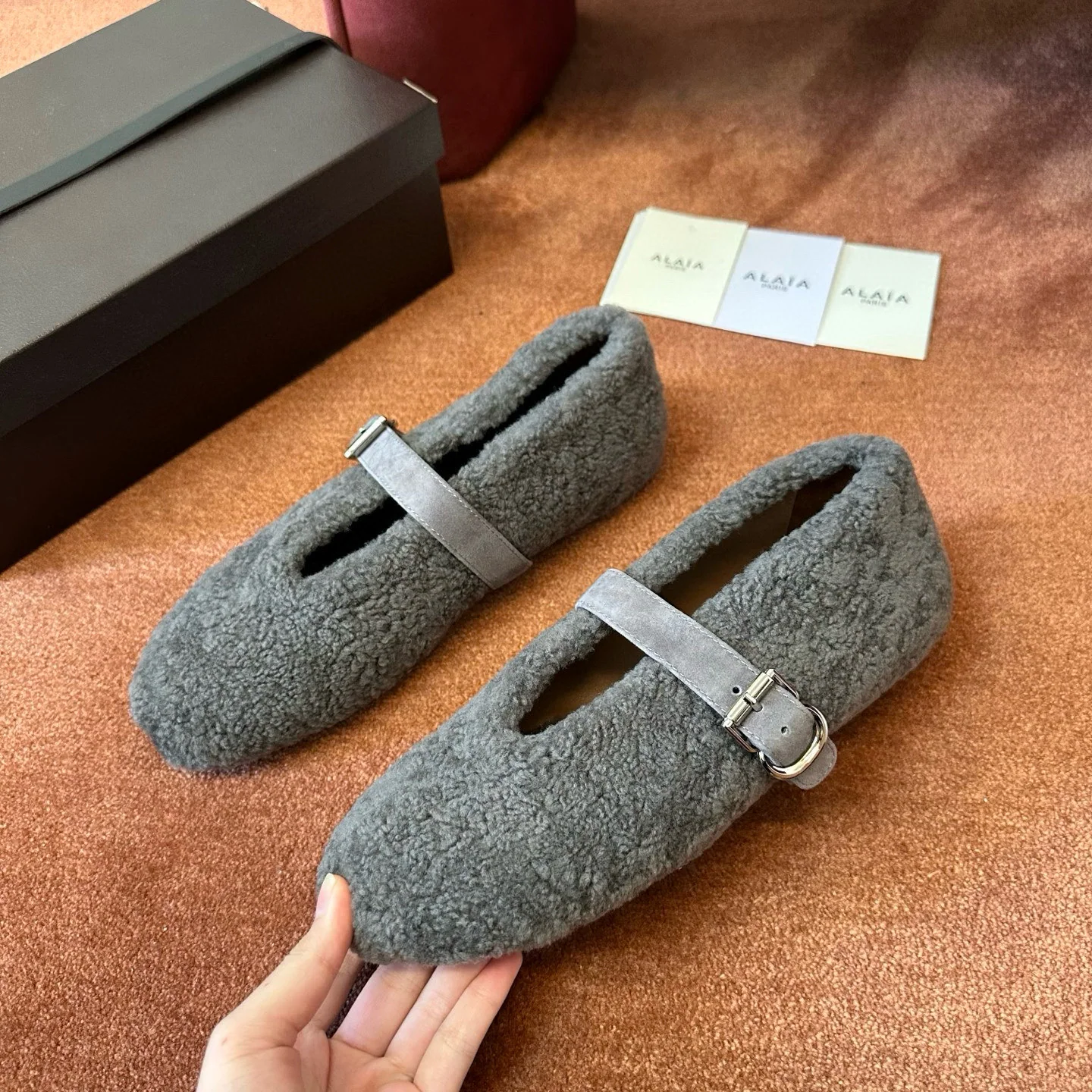 알라이아 꼬임 발레 슈즈 상세 이미지 2