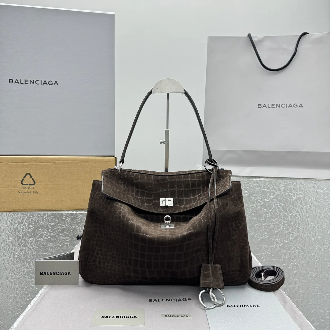 발렌시아가 크로커다일 엠보 미디엄 가방 92866