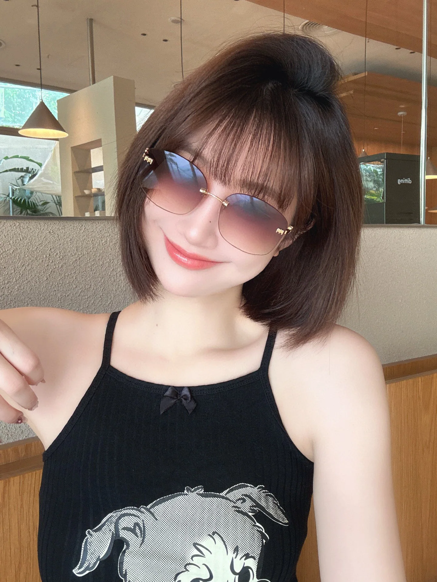 미우미우 VMU 73 ZS 선글라스 상세 이미지 3