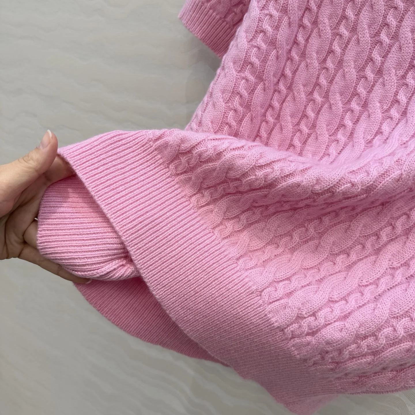 디올 가든 월드 3D 자수 케이블 니트 반팔 스웨터 상세 이미지 7