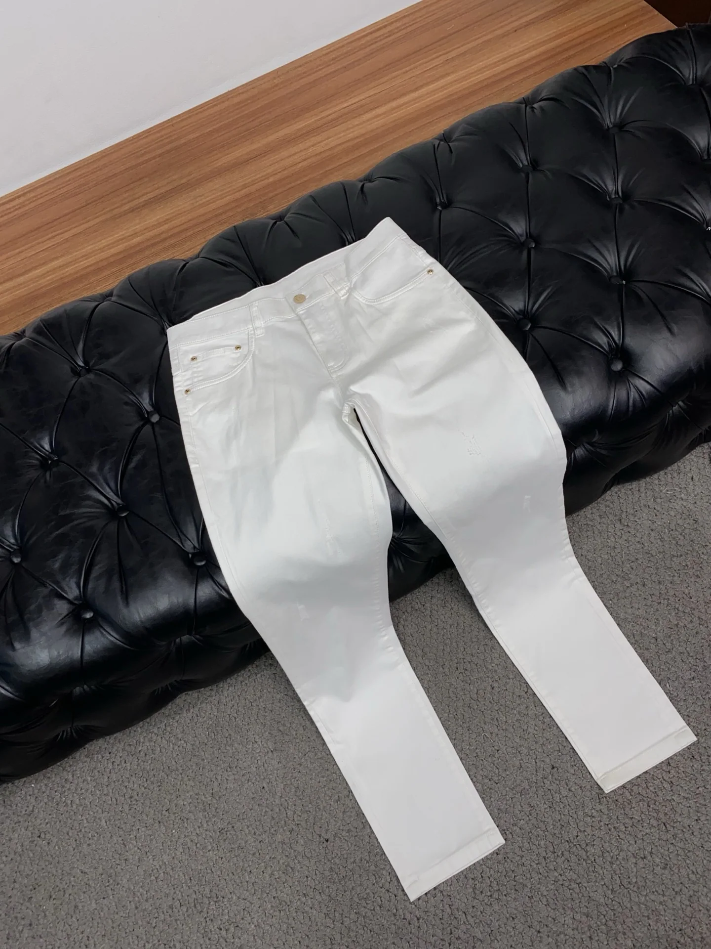 톰포드 남성 고신축 데님 바지 상세 이미지 6