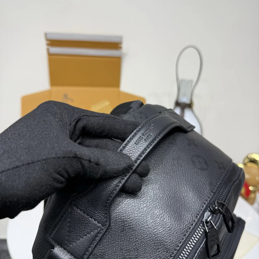 루이비통 디스커버리 카고 백팩 M26765 상세 이미지 5
