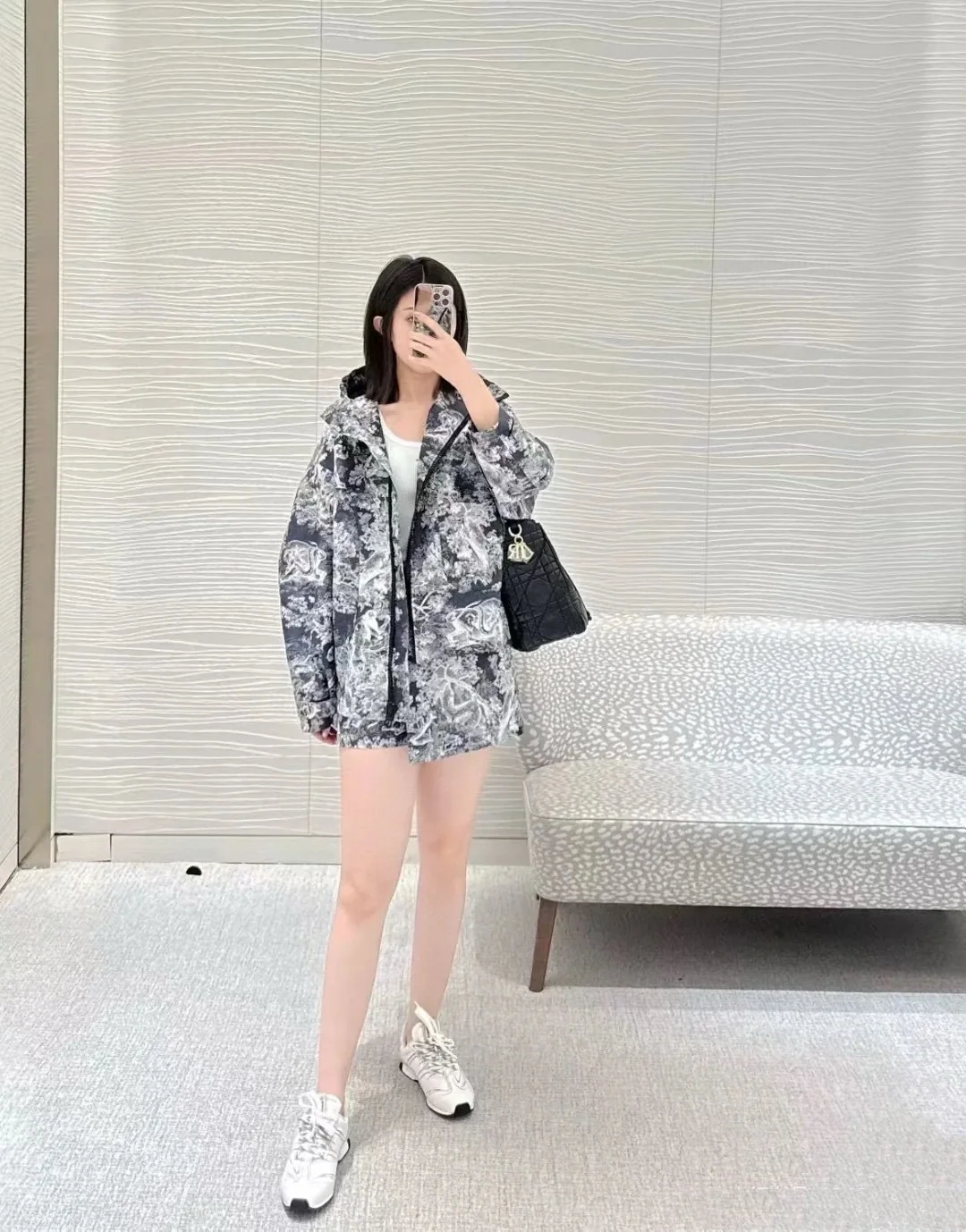디올 후드 루즈핏 윈드브레이커 자켓 상세 이미지 4