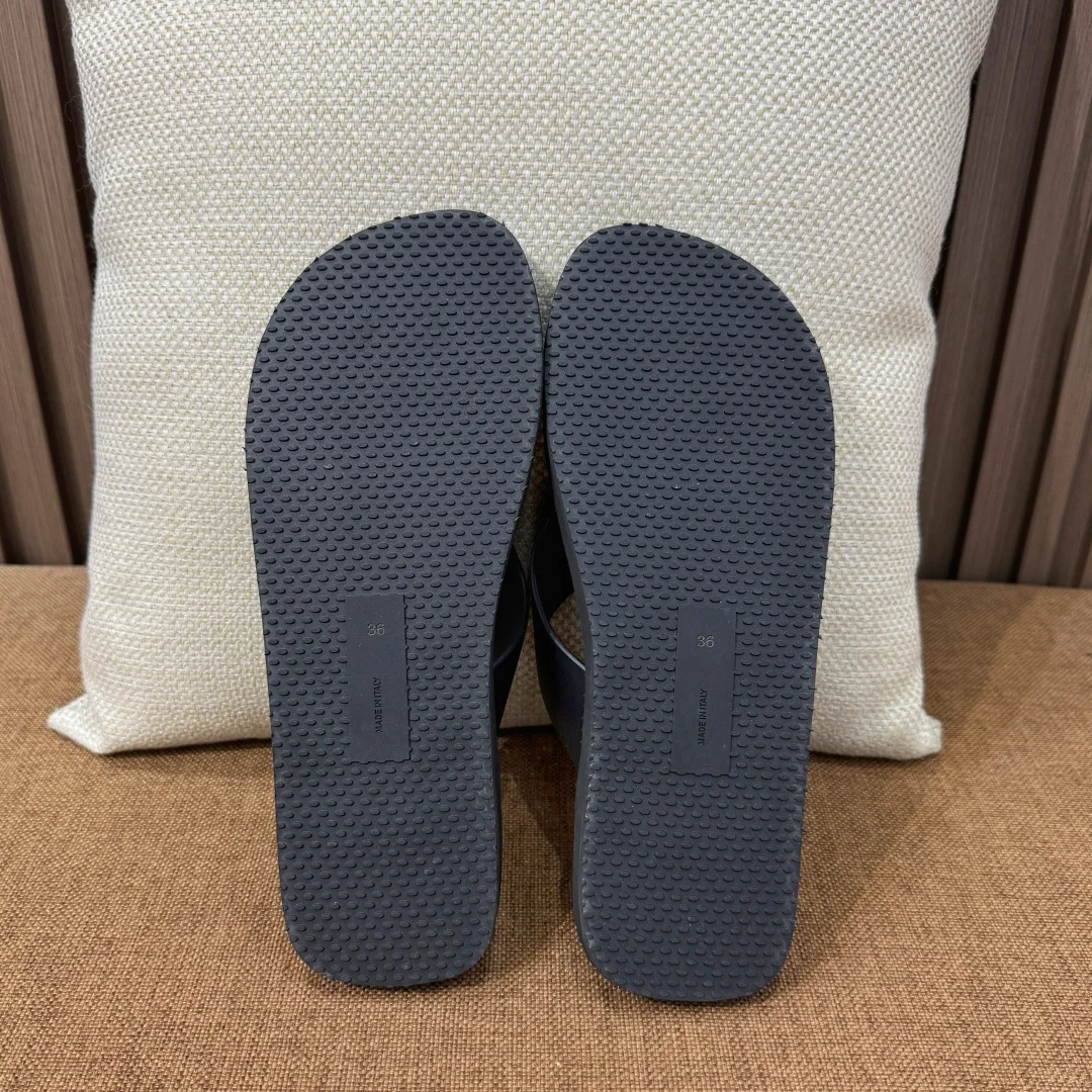 더로우 가죽 플립플롭 상세 이미지 9