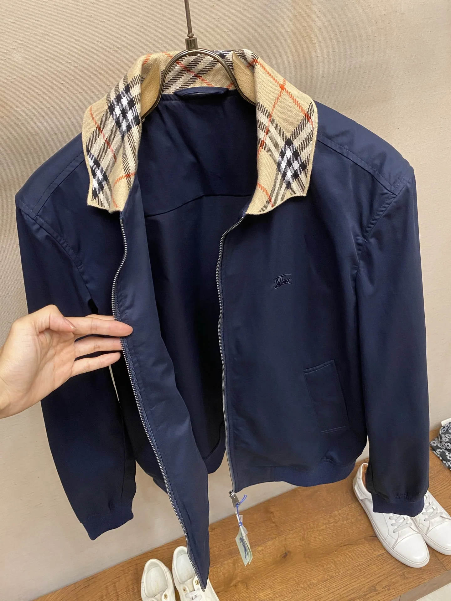 버버리 체크 카라 코튼 남성 자켓 상세 이미지 9