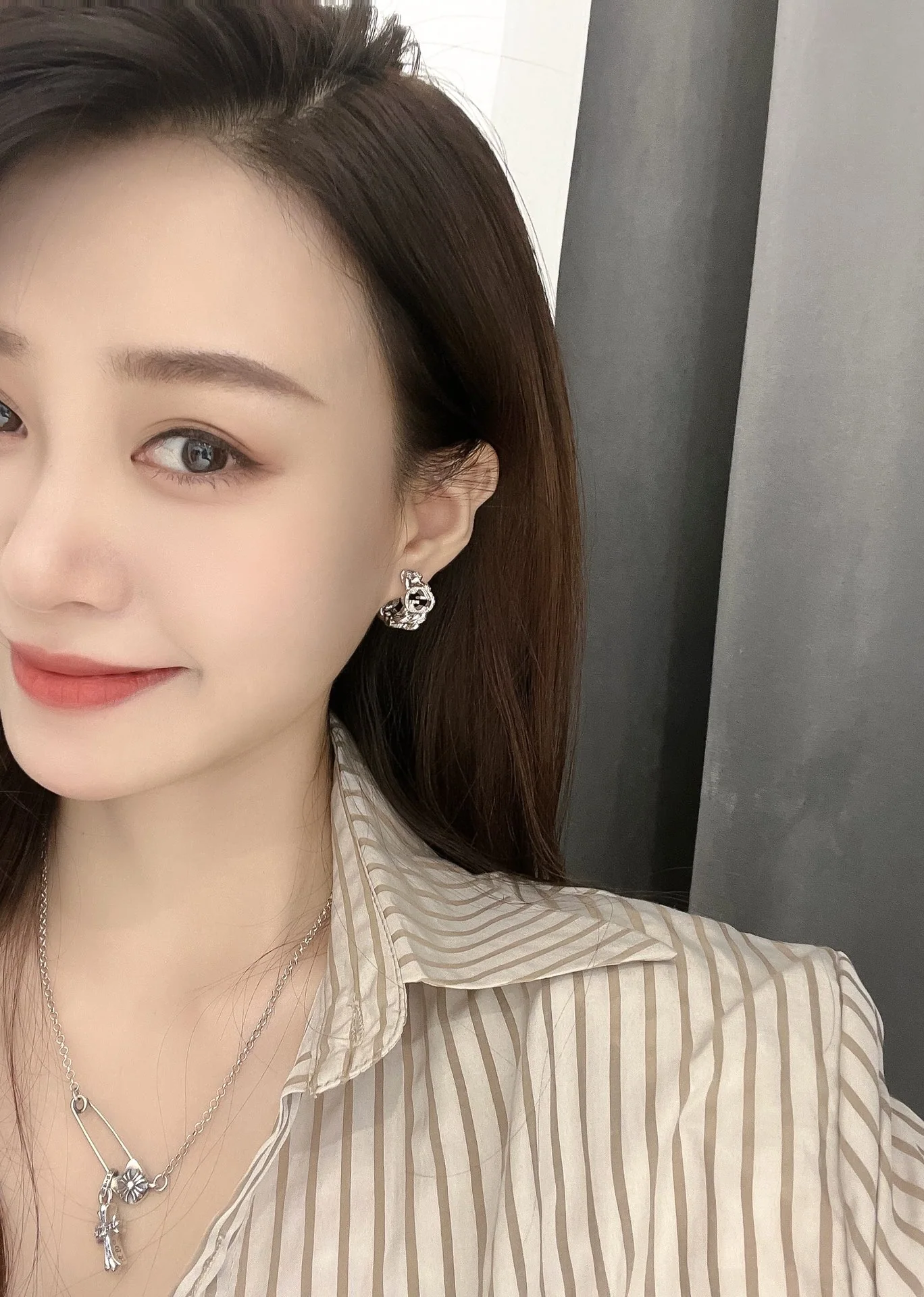 구찌 더블 G 빈티지 도금 귀걸이 상세 이미지 3