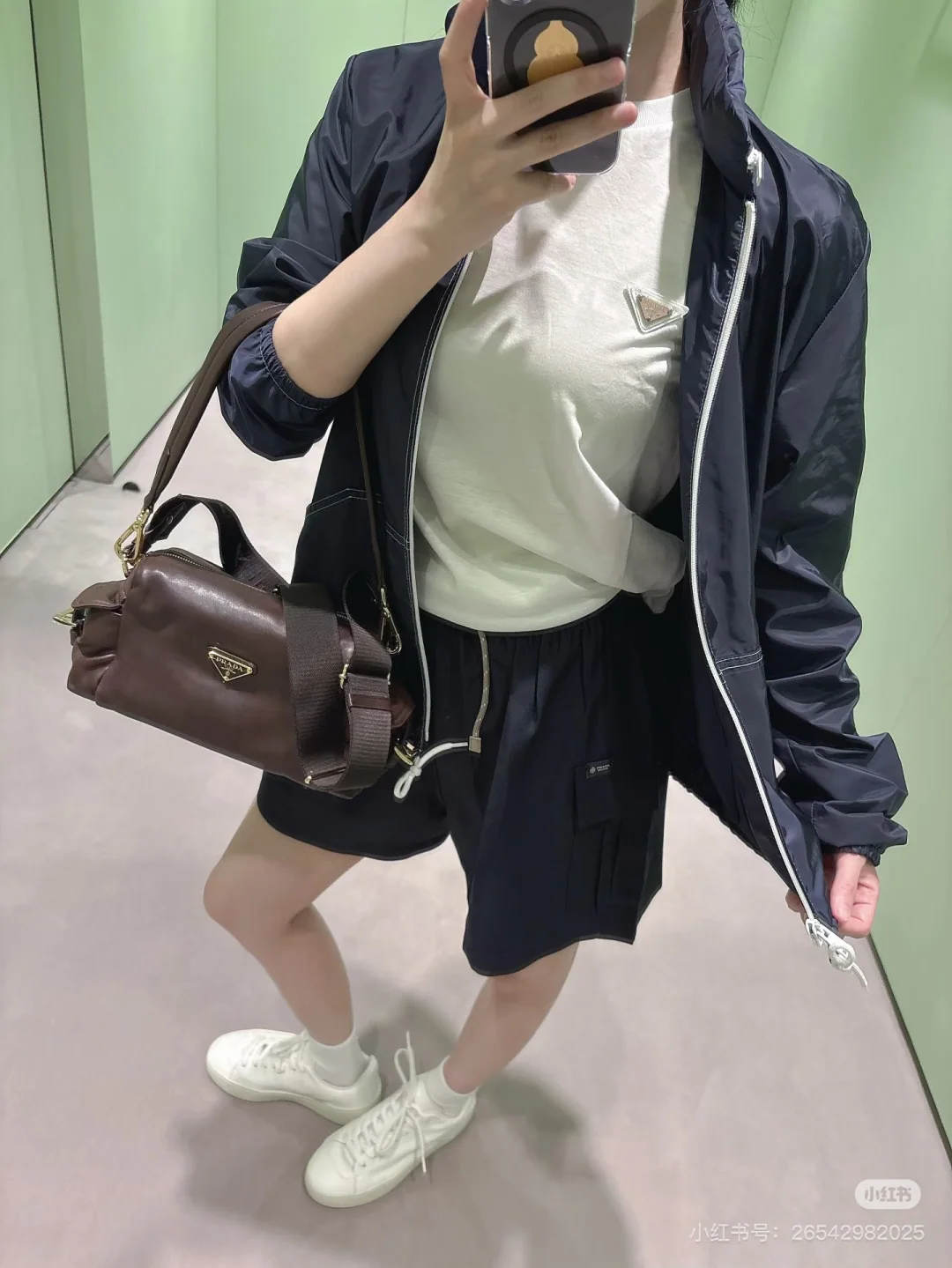 프라다 블랙 카고 여성 반바지 상세 이미지 3
