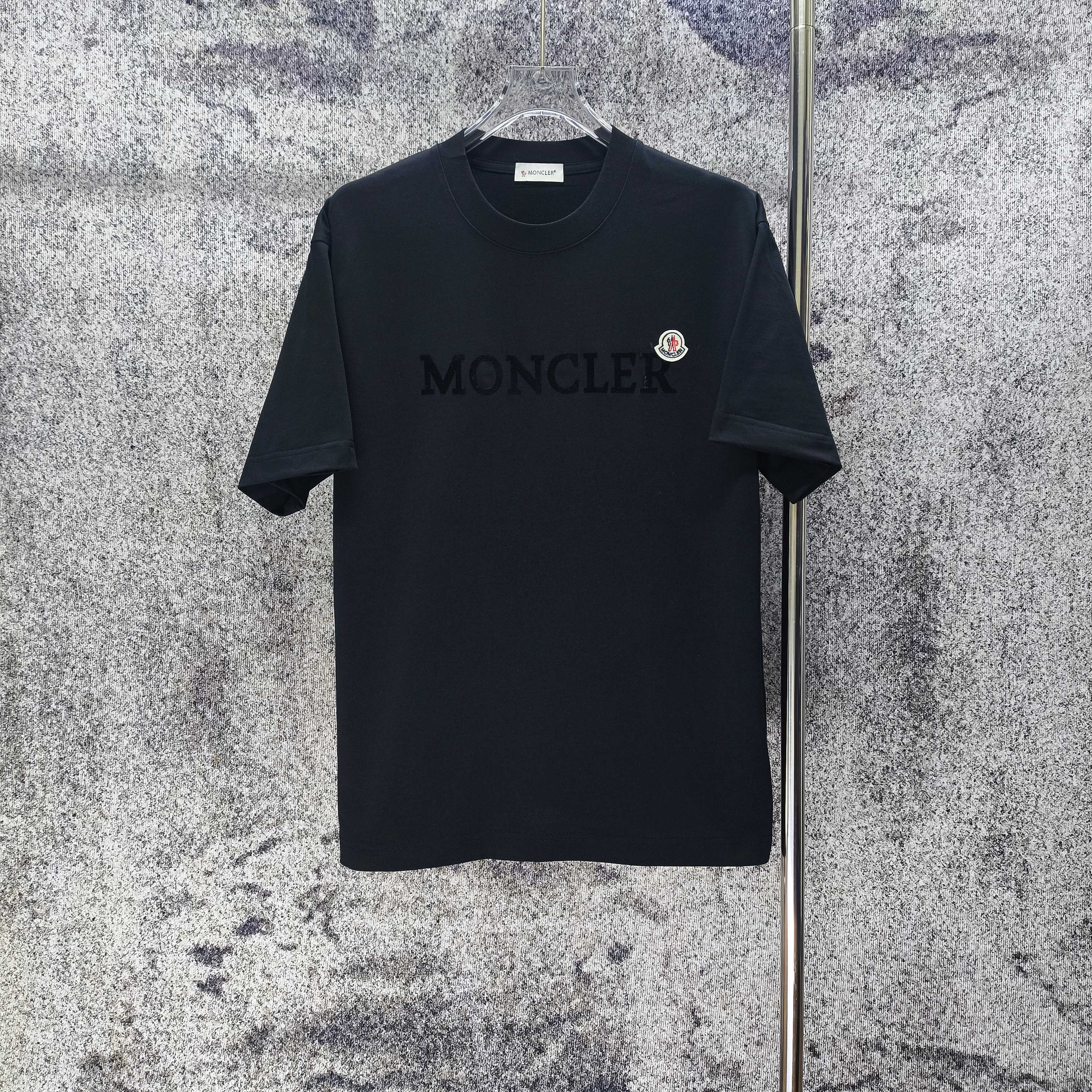 몽클레어 여성 루즈핏 반팔 티셔츠 상세 이미지 1