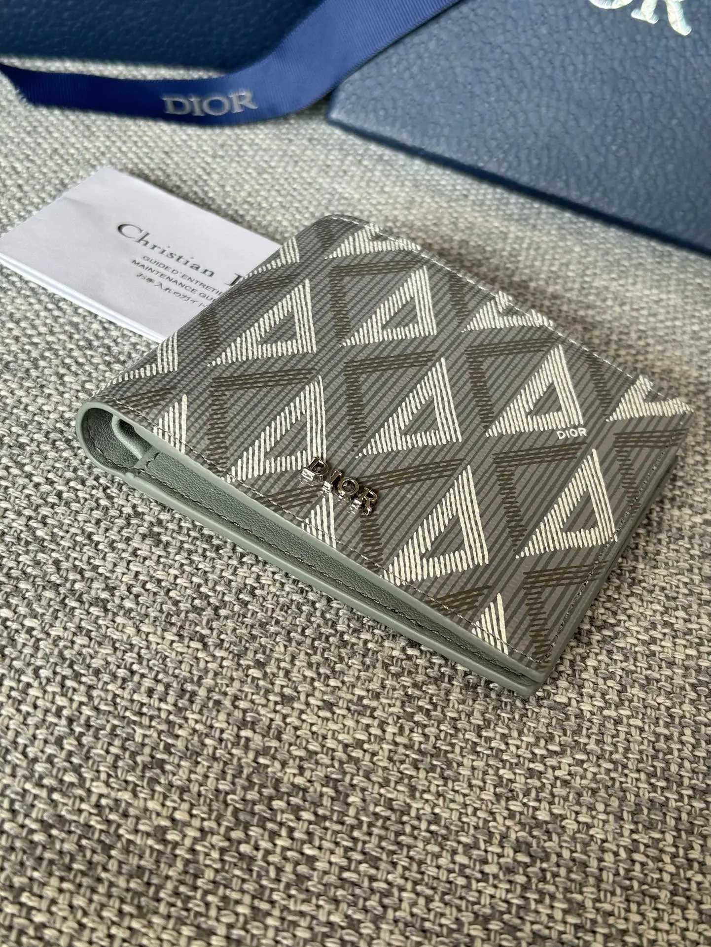 디올 CD 다이아몬드 패턴 캔버스 지갑 상세 이미지 4