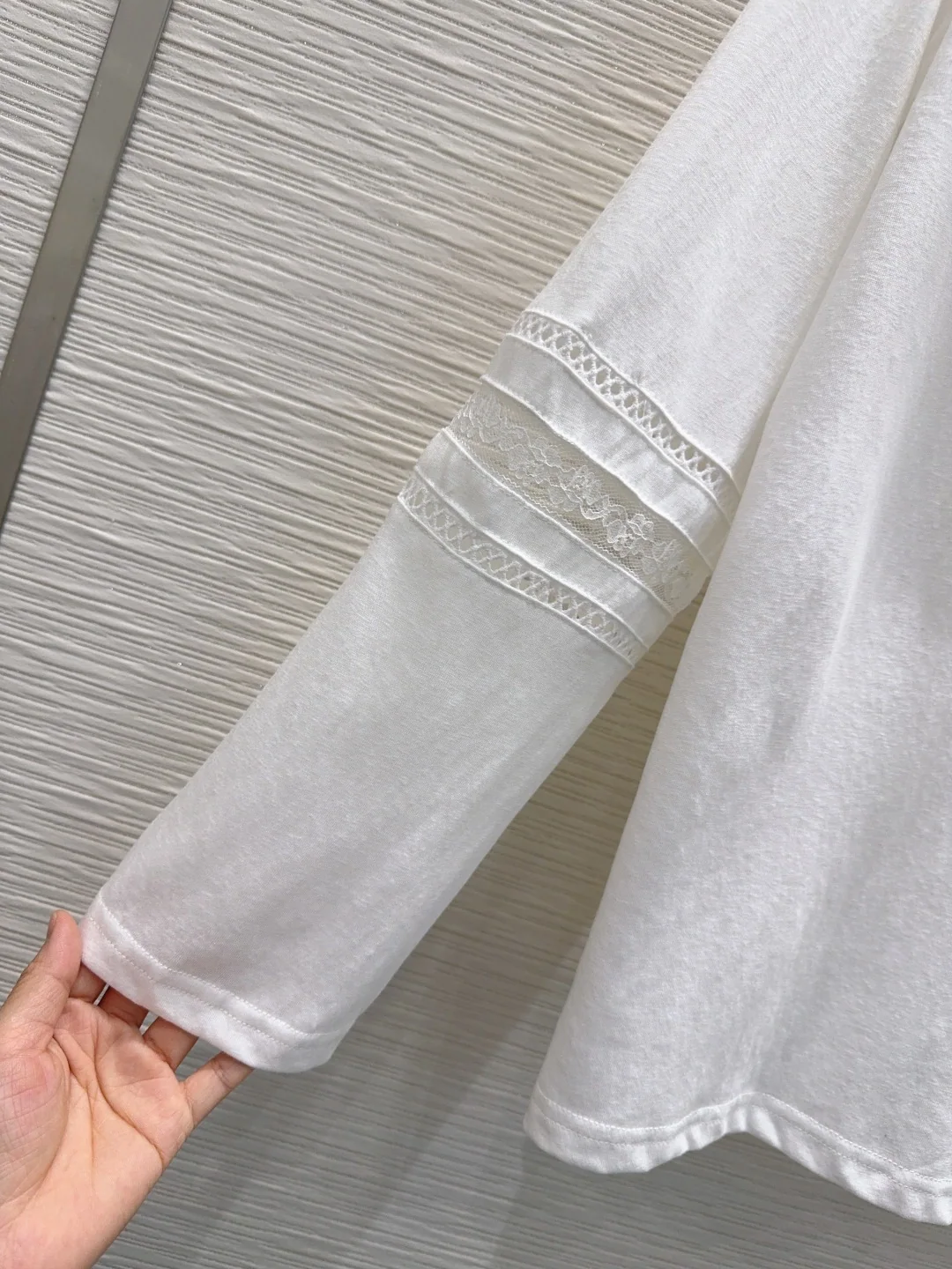 샤넬 클래식핏 여성 긴팔 탑 상세 이미지 6