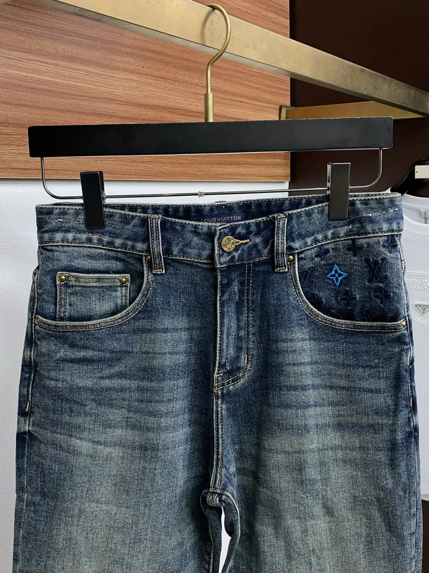 루이비통 데님 슬림핏 남성 반바지 상세 이미지 2