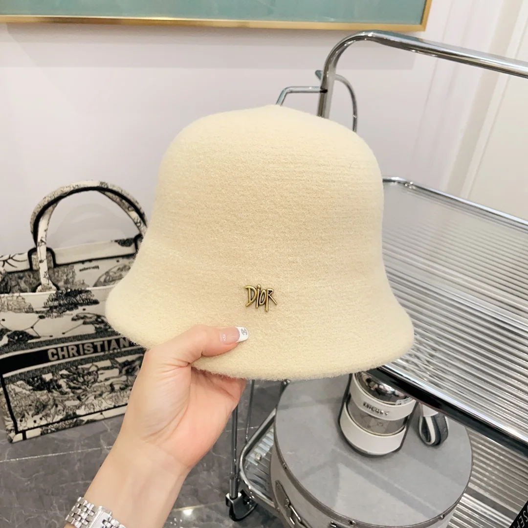 디올 알파카 울 버킷햇 상세 이미지 4