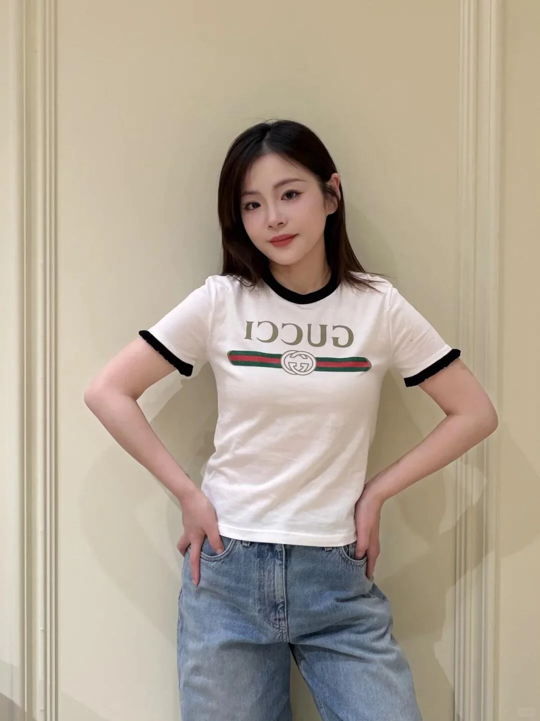 구찌 레터 프린트 프릴 반팔 티셔츠 26 SS 상세 이미지 1