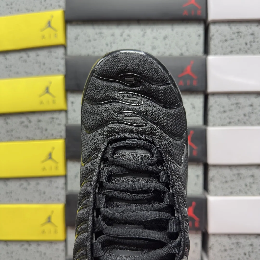 나이키 [BD] 에어 맥스 플러스 블랙 골드 852630-001 201907 Nike Air Max Plus 상세 이미지 9