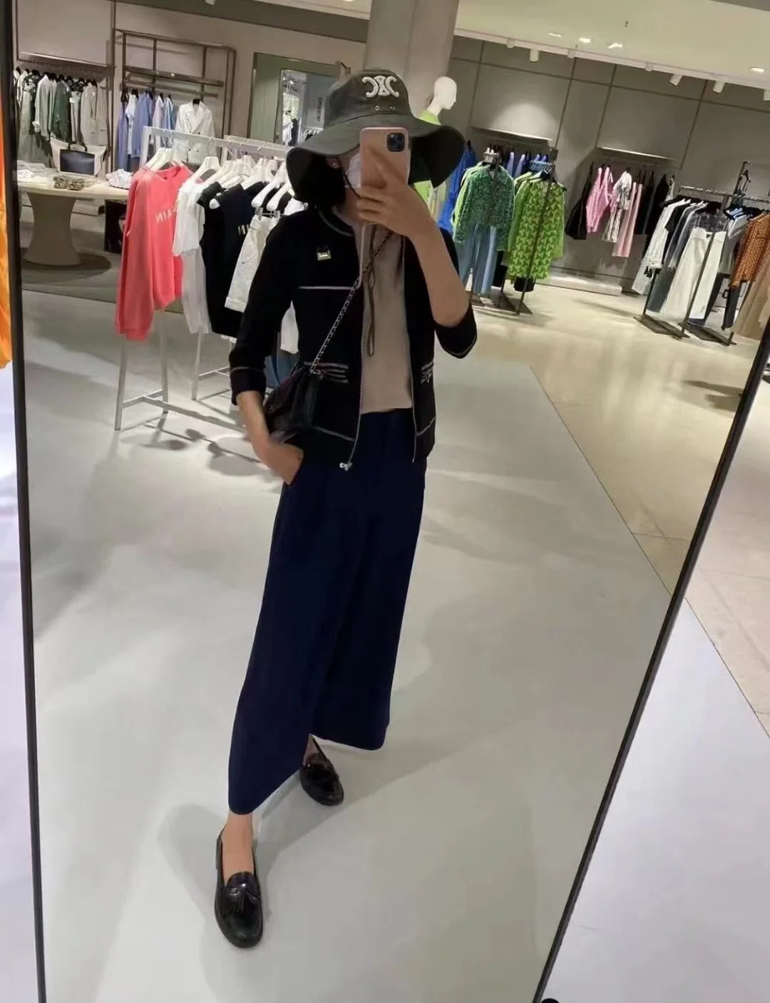셀린느 챙 넓은 버킷 햇 모자 상세 이미지 9