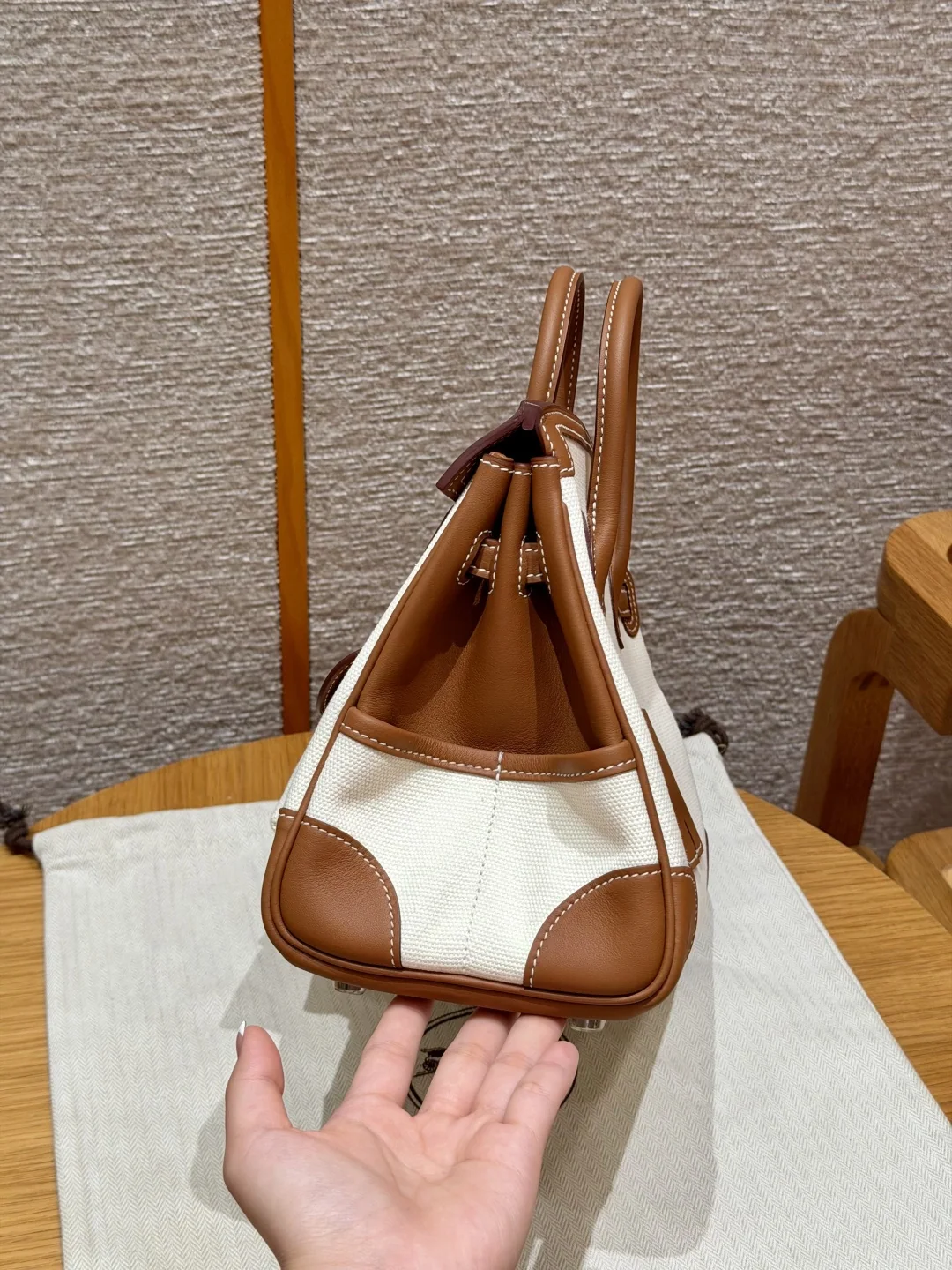 에르메스 버킨카고 캔버스 가방 상세 이미지 4