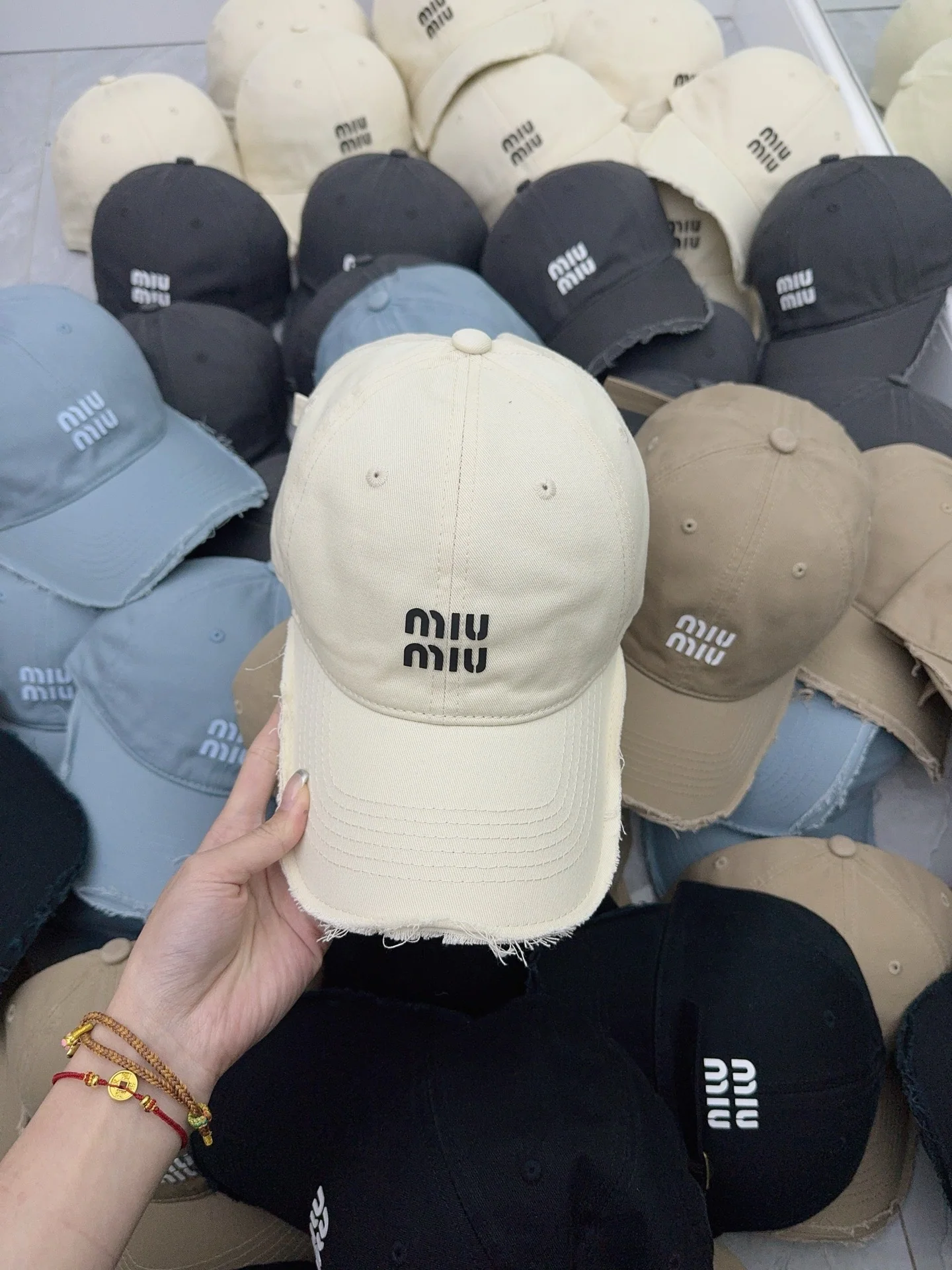 미우미우 베이비 블루 야구모자 상세 이미지 5