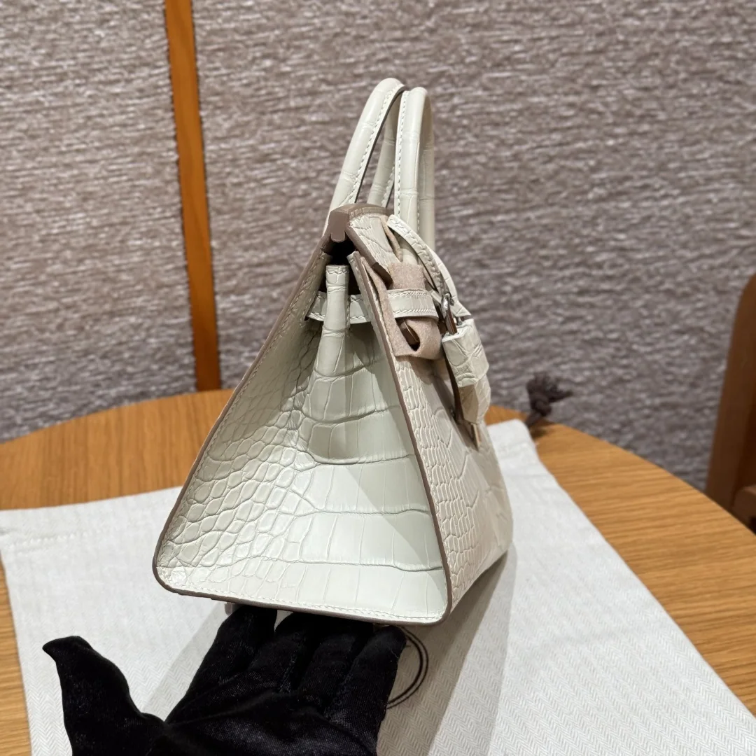 에르메스 버킨 20 cm 매트 악어 가죽 가방 상세 이미지 3