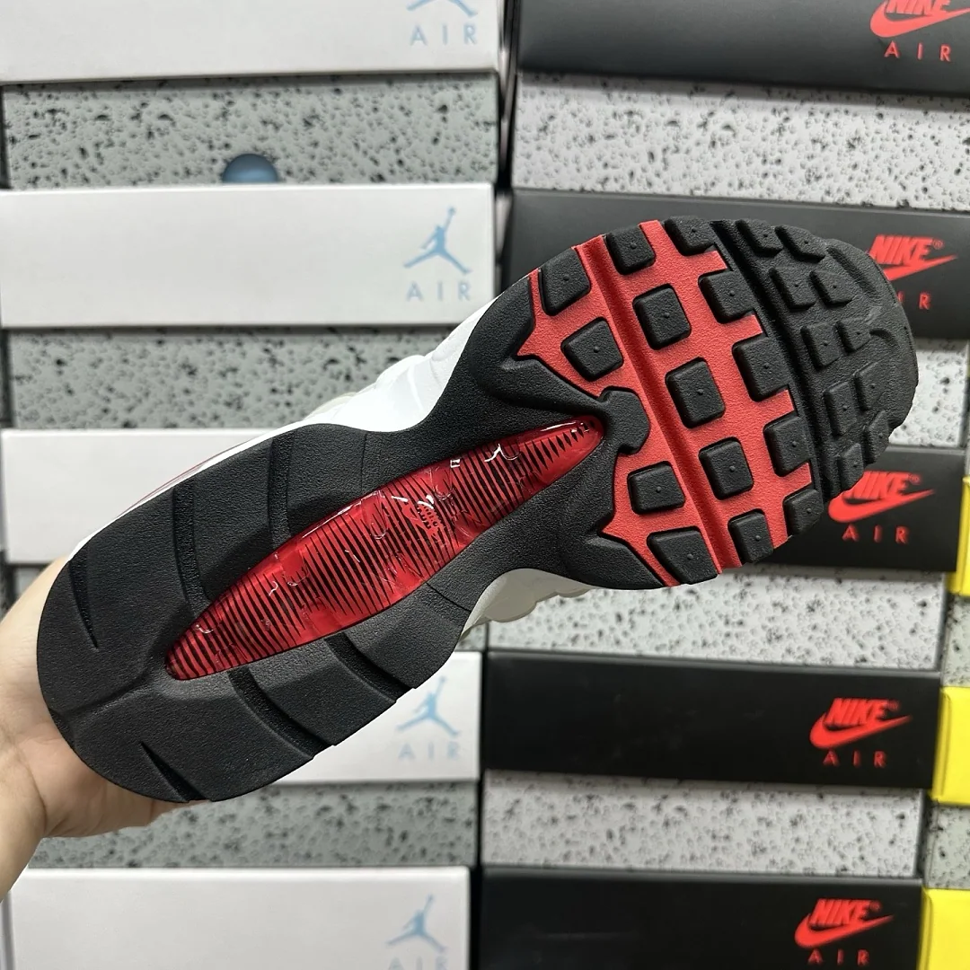 나이키 [KZ2.0] 에어 맥스 95 OG IB7862-100 201720 Nike Air Max 95 OG Big Bubble Comet 상세 이미지 7