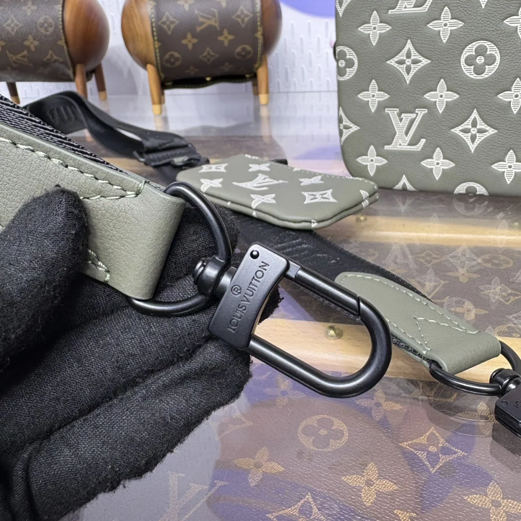 루이비통 모노그램 섀도우 엠보스 3 WAY 메신저 가방 M12490 상세 이미지 6
