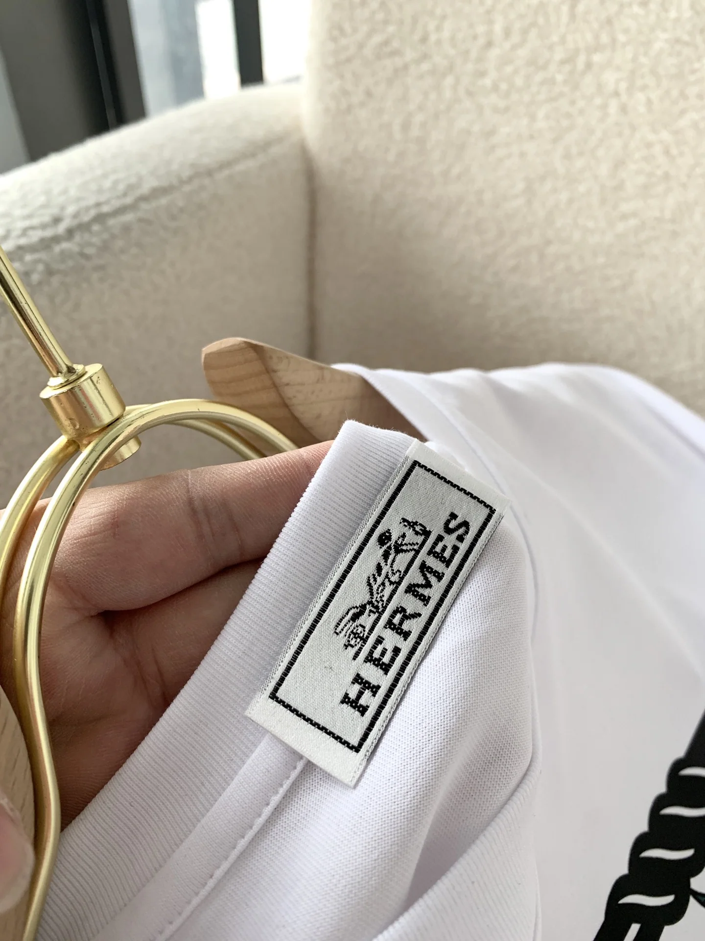 에르메스 남성 로고 프린트 반팔 티셔츠 상세 이미지 5