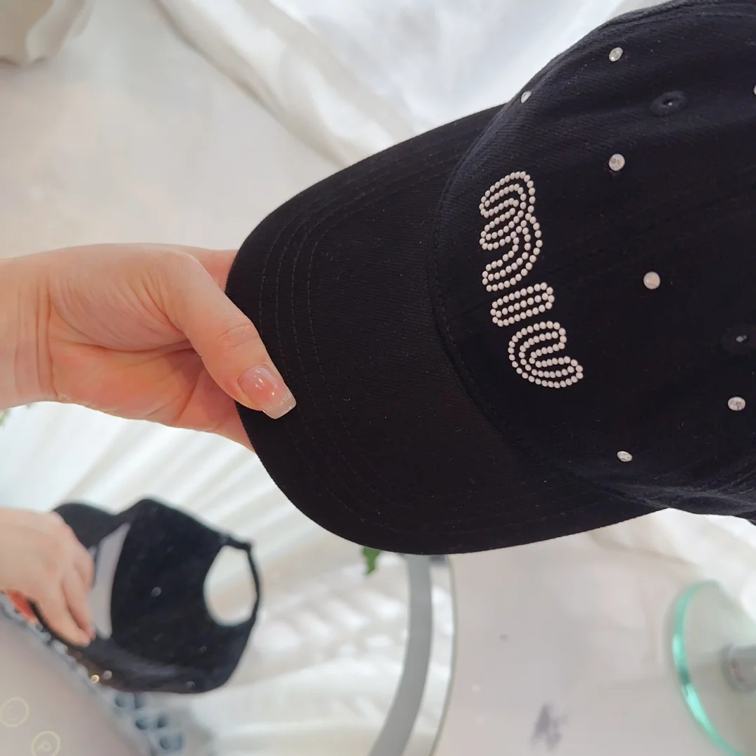 미우미우 모자 81019 Miu Miu Cap 상세 이미지 4