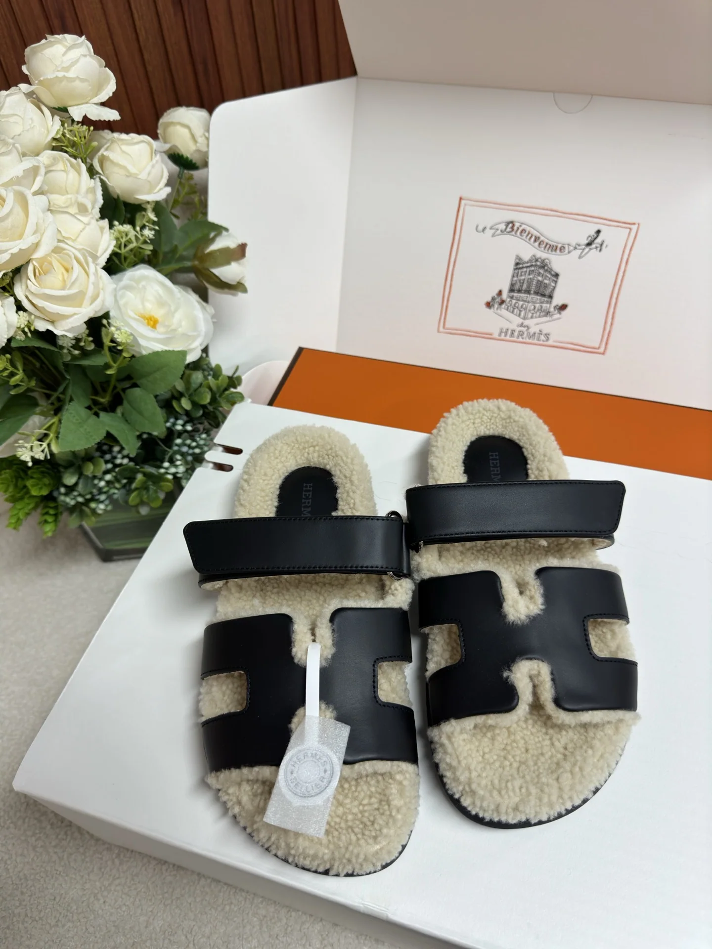 에르메스 퍼 스웨이드 슬리퍼 상세 이미지 1