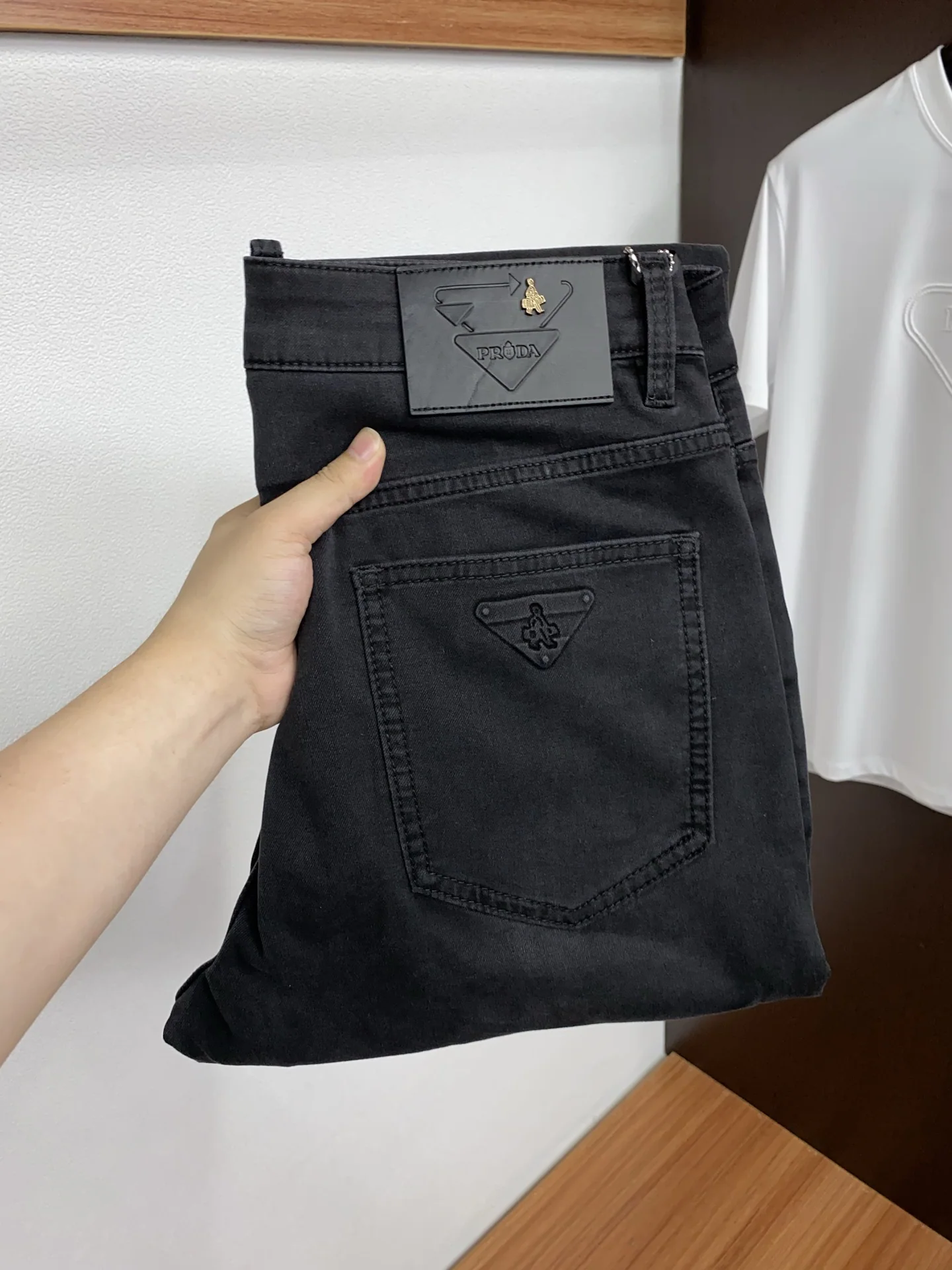 프라다 남성 데님 바지 상세 이미지 1