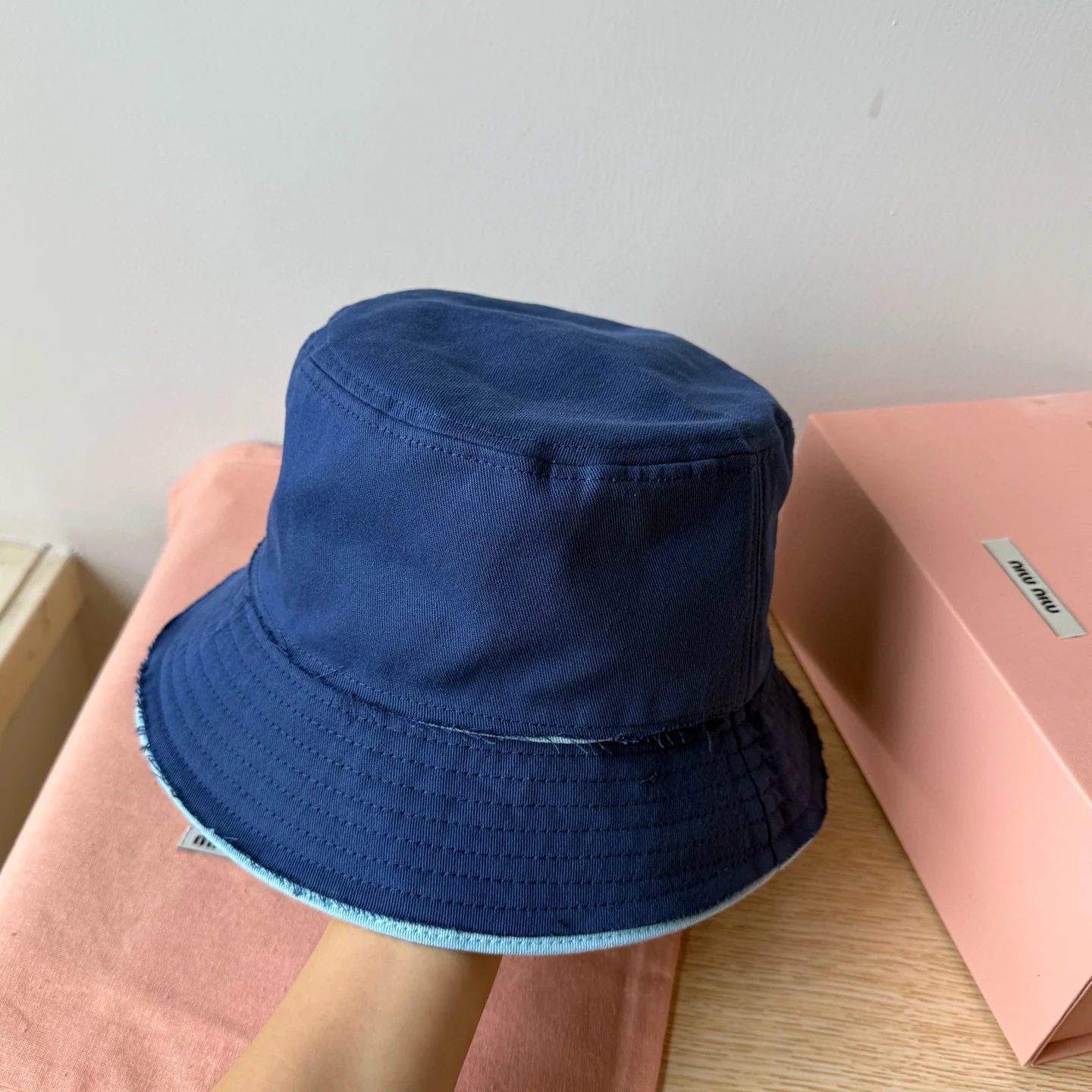 미우미우 모자 80926 Miu Miu Cap 상세 이미지 5