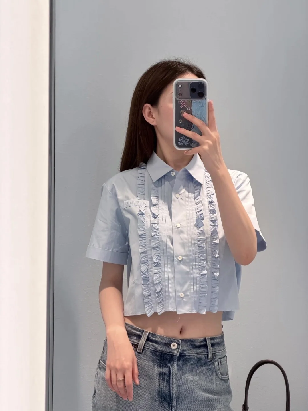미우미우 블루 프릴 스퀘어넥 반팔 셔츠 상세 이미지 7