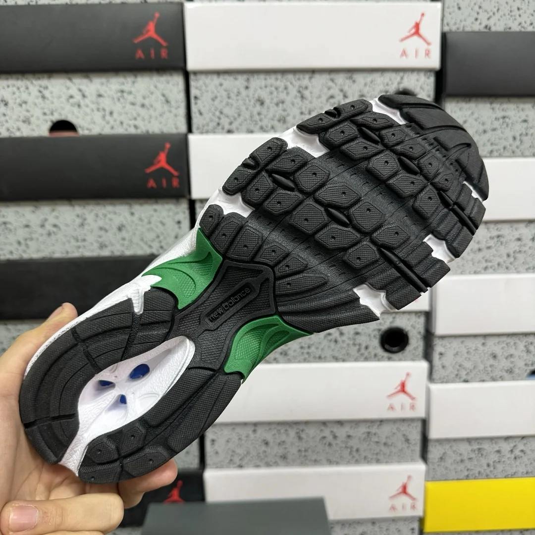 뉴발란스 [WZ] 530 MR530ENG 202040 New Balance 530 White Nightwatch Green 상세 이미지 2