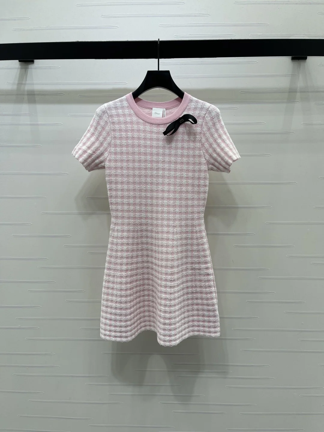 디올 핑크 격자무늬 울 니트 반소매 원피스 상세 이미지 1