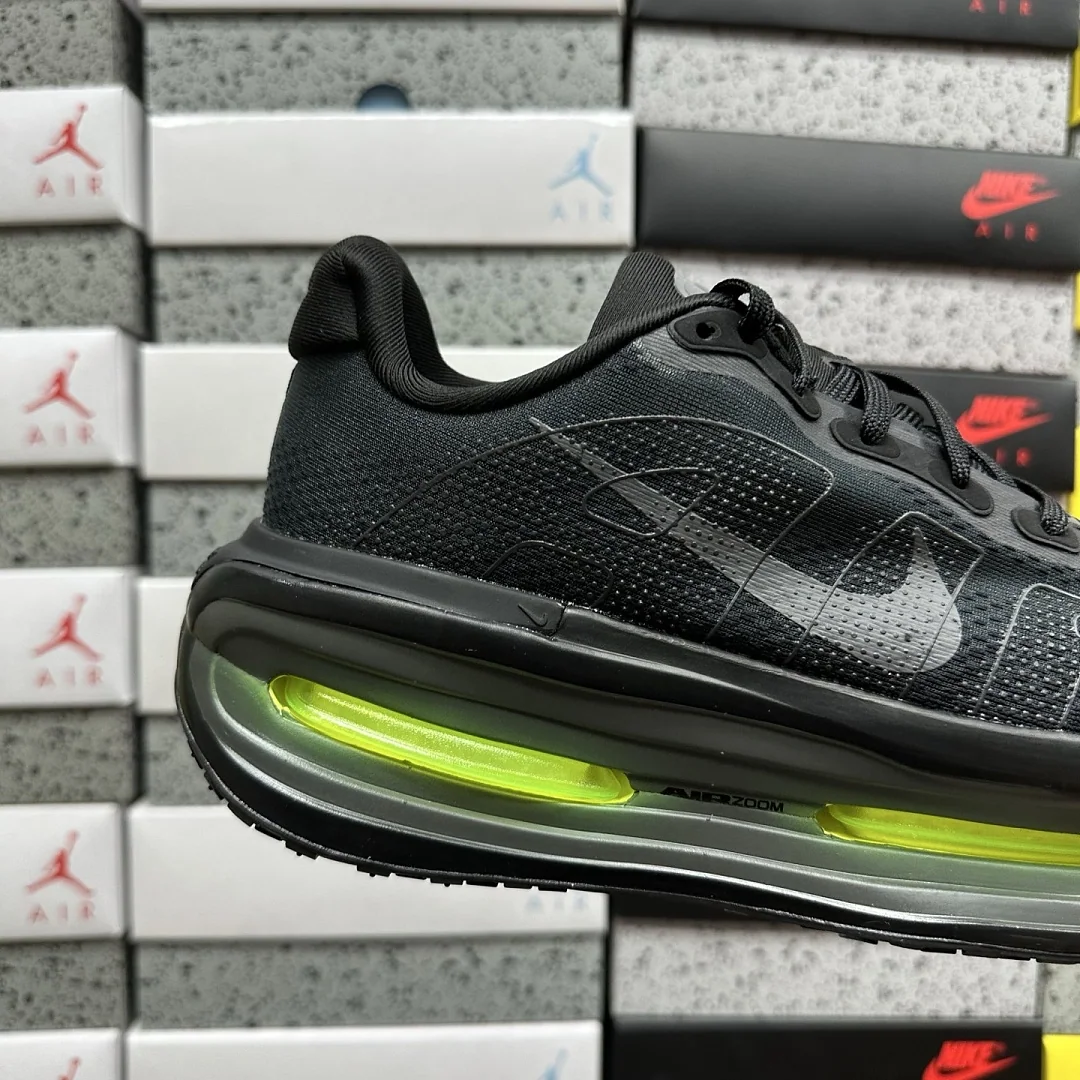 나이키 [M] 보메로 프리미엄 HQ2050-001 201651 Nike Vomero Premium Black Volt 상세 이미지 3