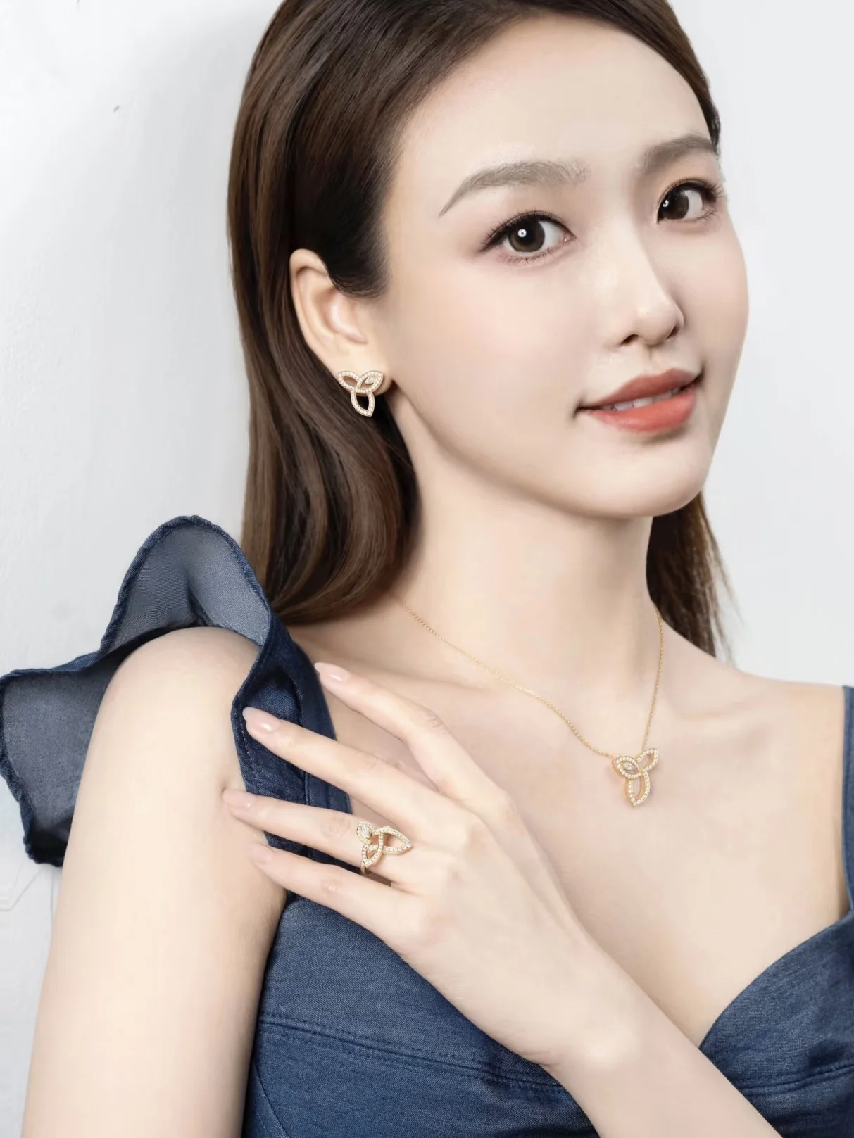 해리윈스턴 큐빅 지르코니아 목걸이 상세 이미지 1